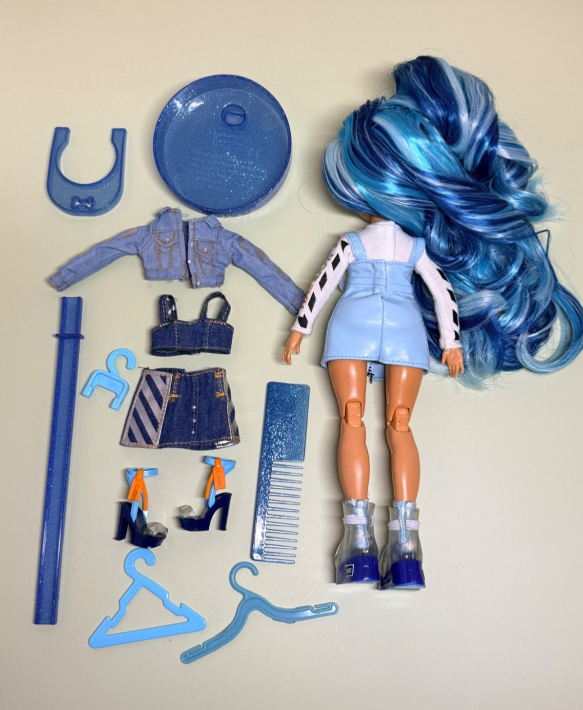 Rainbow High Series 1 Skylar Bradshaw Fashion Doll with Accessories