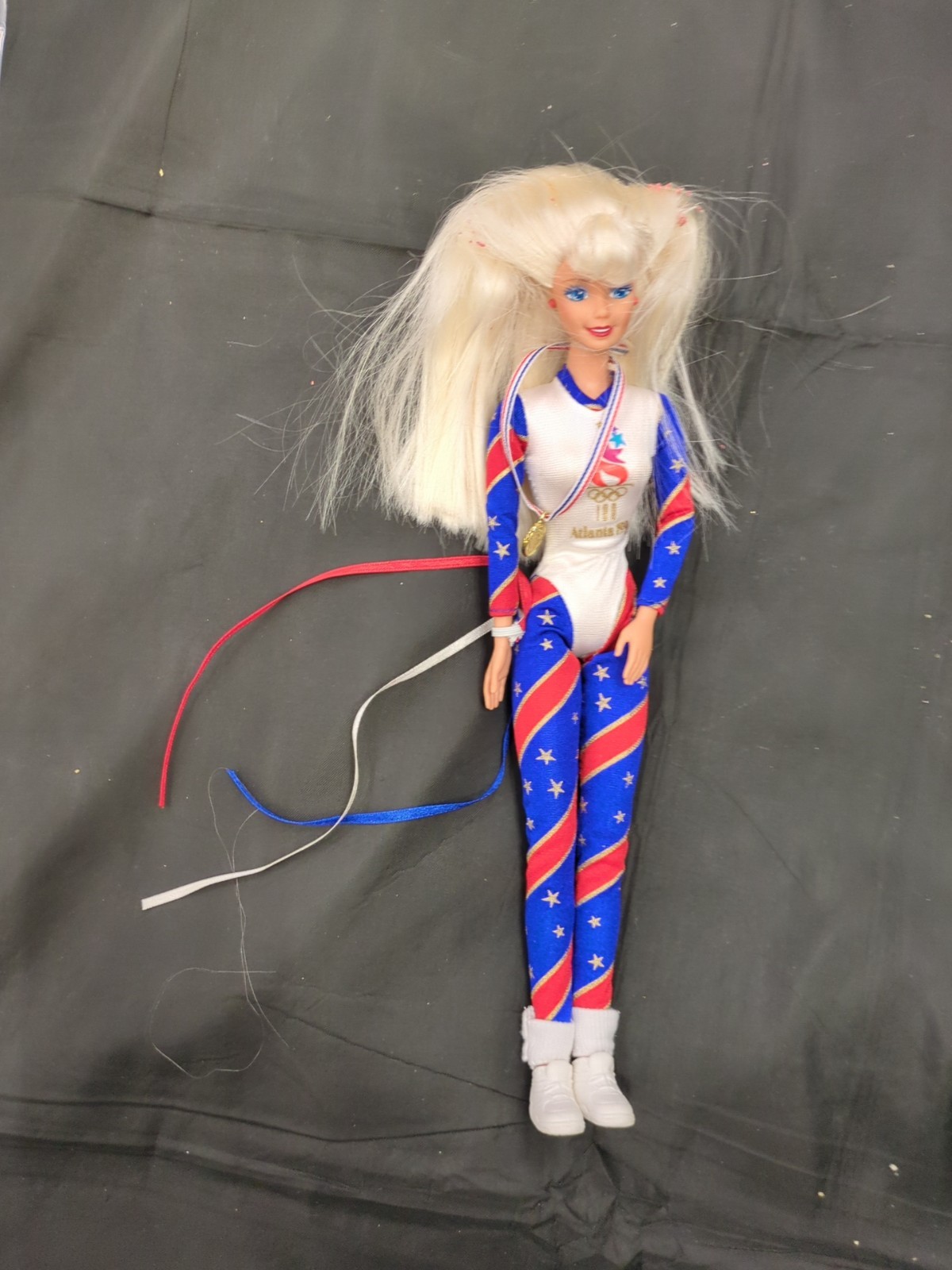 Vintage Barbie – Olympic Gymnast 1996 Doll – Atlanta Tumble Barbie