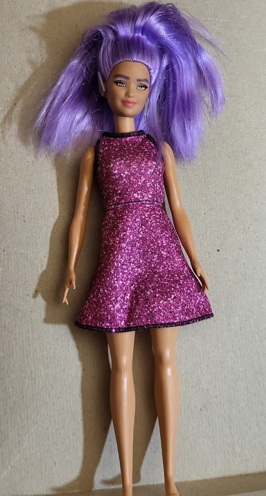 BARBIE PURPLE HAIR GREEN EYE PETITE FASHIONISTA 178 KIRA DOLL REDRESSED ? C300G