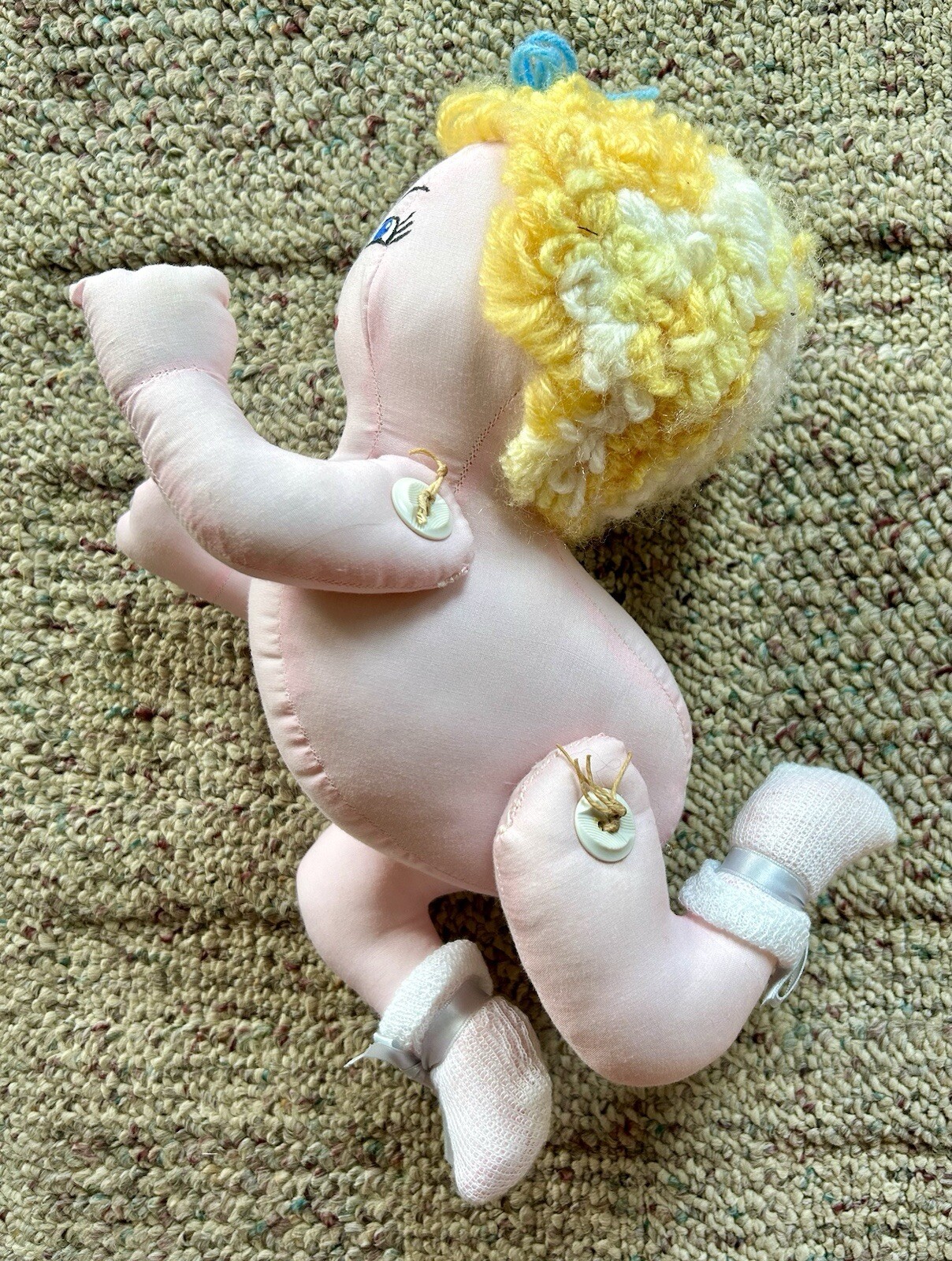 Soft Crawling Baby Doll Embroidered Face Blonde Yarn Hair Blue Eyes 7”H 11”L
