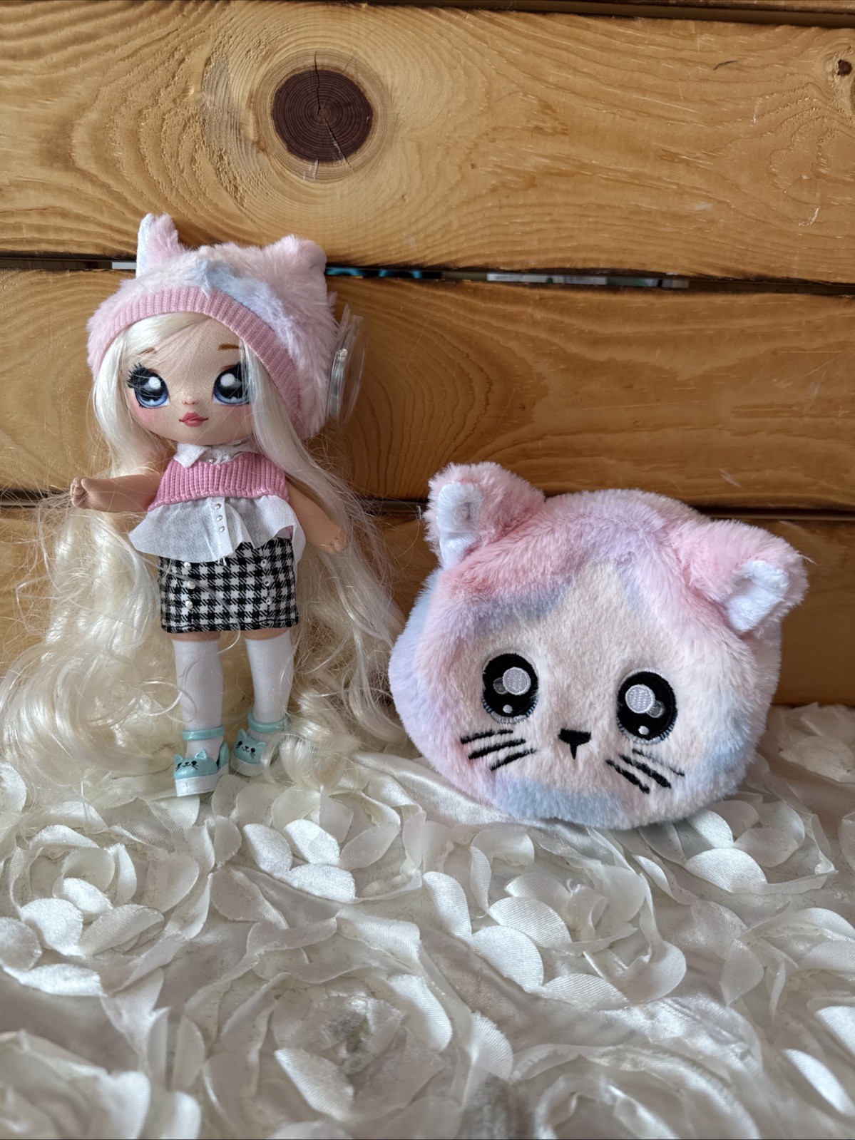 Na Na Na Surprise 2-in-1 Fashion Doll and Plush Purse *Series 4* Paula Purrfect