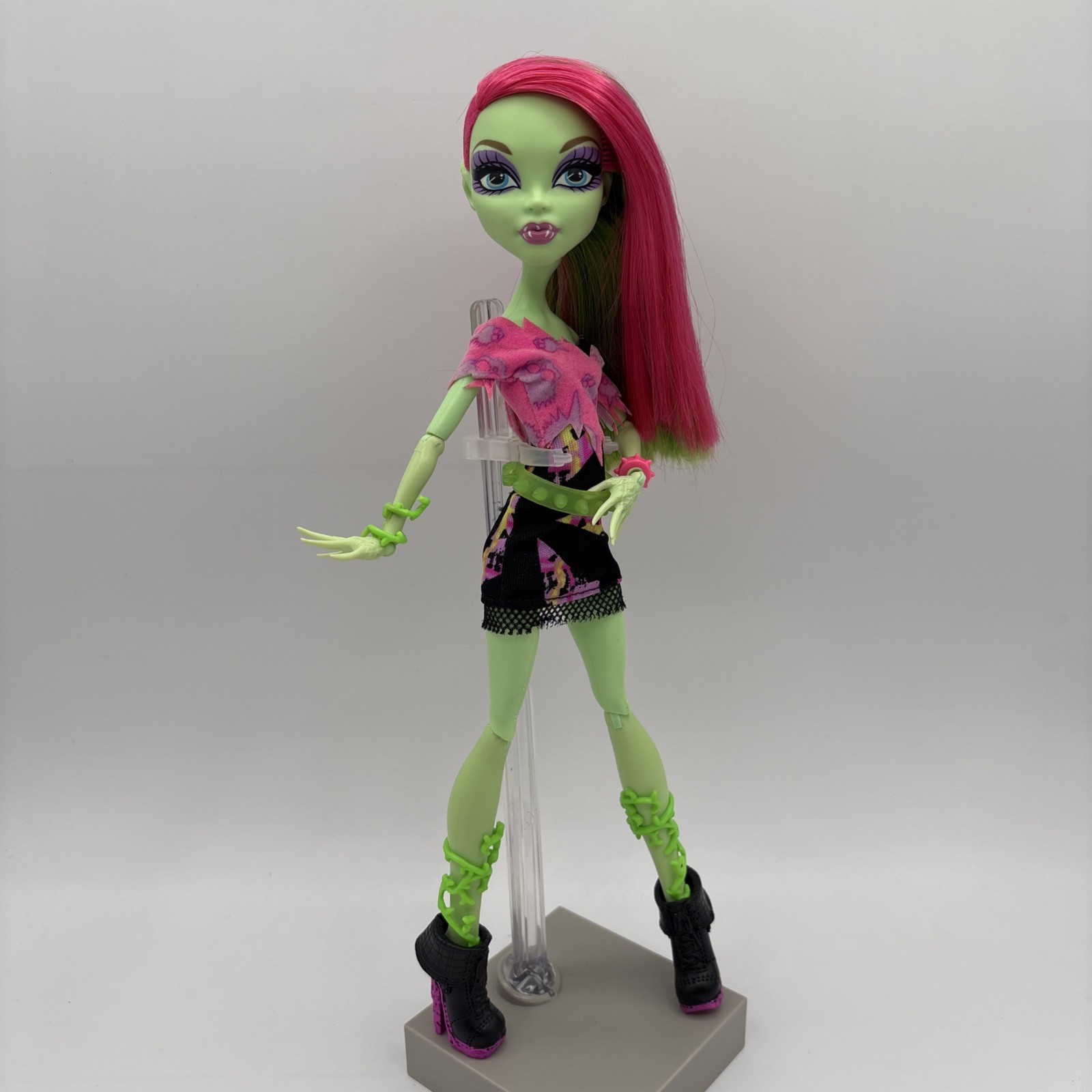 Monster High Music Festival Venus McFlytrap Doll Mattel 2013 w Vines NC