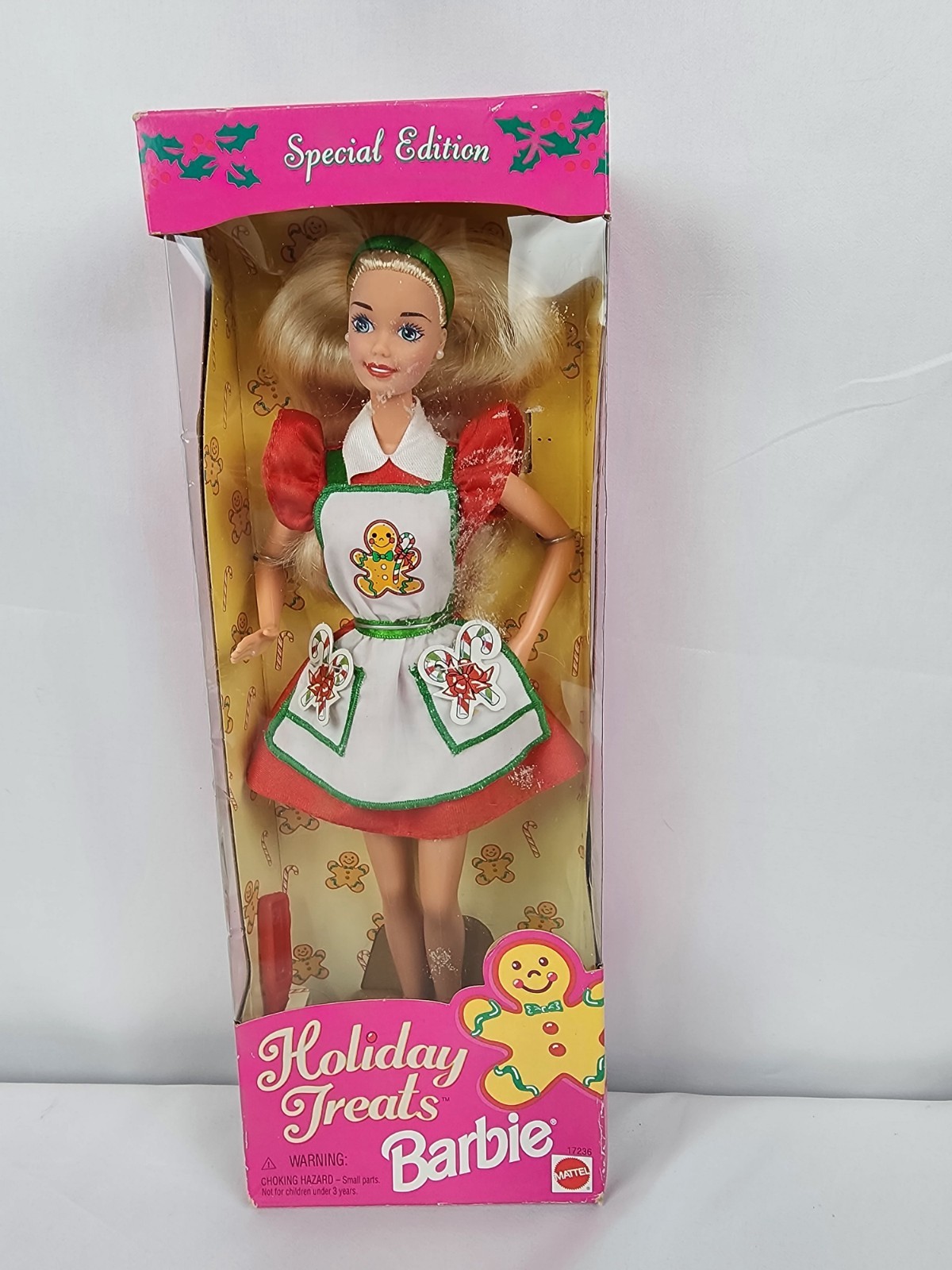1997 NOS Mattel Barbie blonde DOLL Holiday Treats gingerbread Christmas 17236