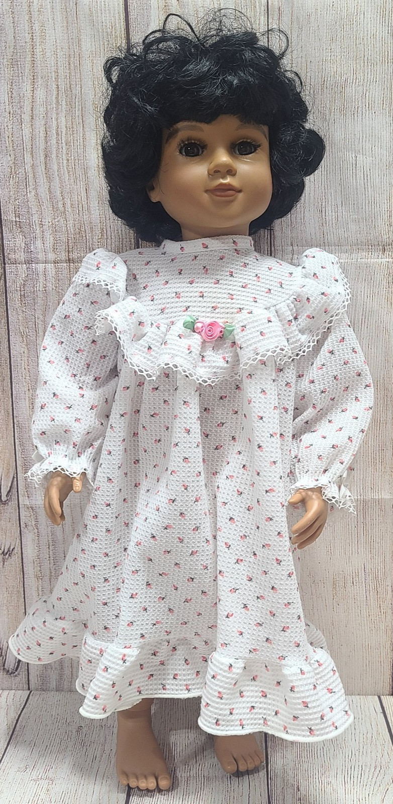 Vintage My Twinn Baby Doll Poseable Limbs White Pink Green Nightgown 23″ 2001