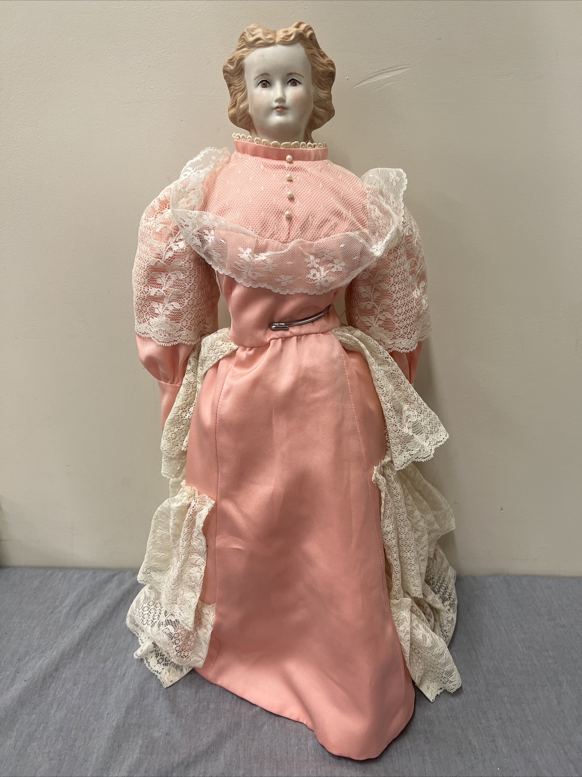 Reproduction PARIAN BISQUE SHOULDER HEAD DOLL 19″ Pink Dress Leather Body Chrty