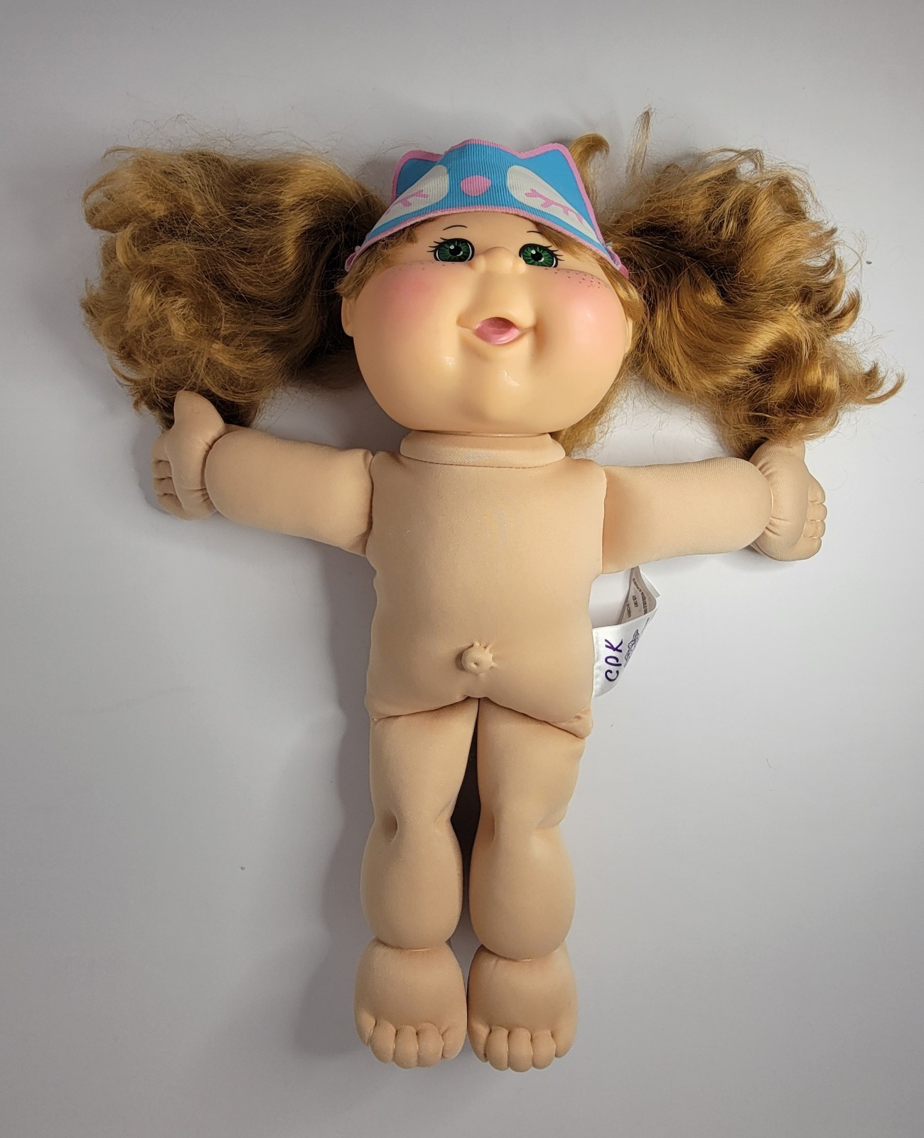 Cabbage Patch Kid 2011 OAA JAKKS PACIFIC Sleepy Time, Glow party doll, freckles