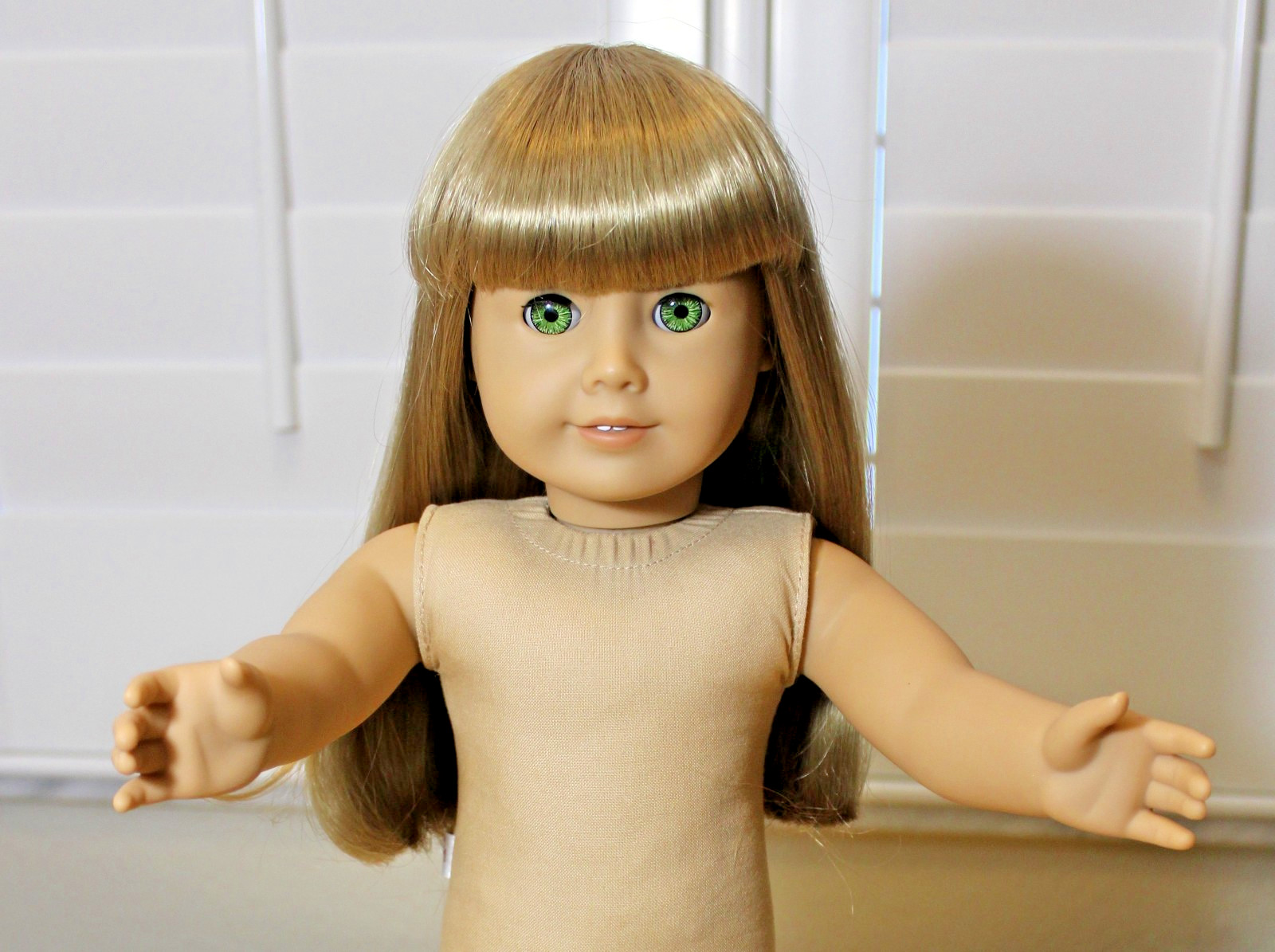 AMERICAN GIRL OF TODAY /JUST LIKE YOU #6 Doll–Blonde Hair & Felicity Green Eyes