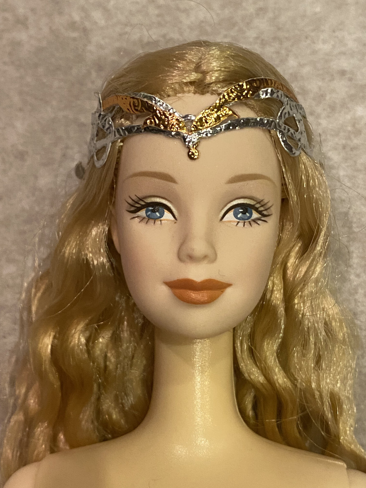 Display_Barbie Doll Galadriel Lord of the Rings Fellowship_Nude_Elf Ears_4 OOAK