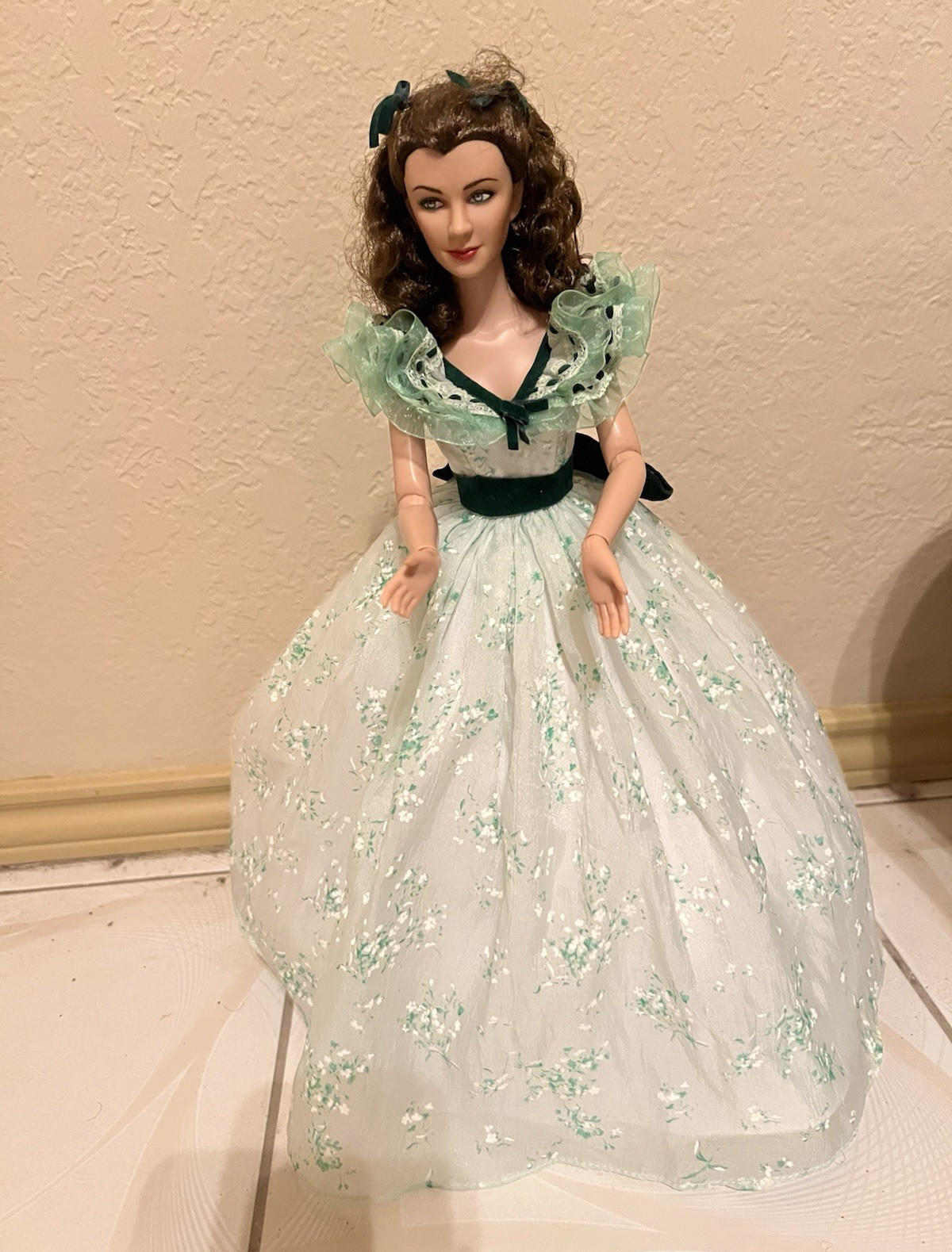 Scarlett O’Hara Gone with the Wind 11.5in Fashion Doll Green Glitter Dress