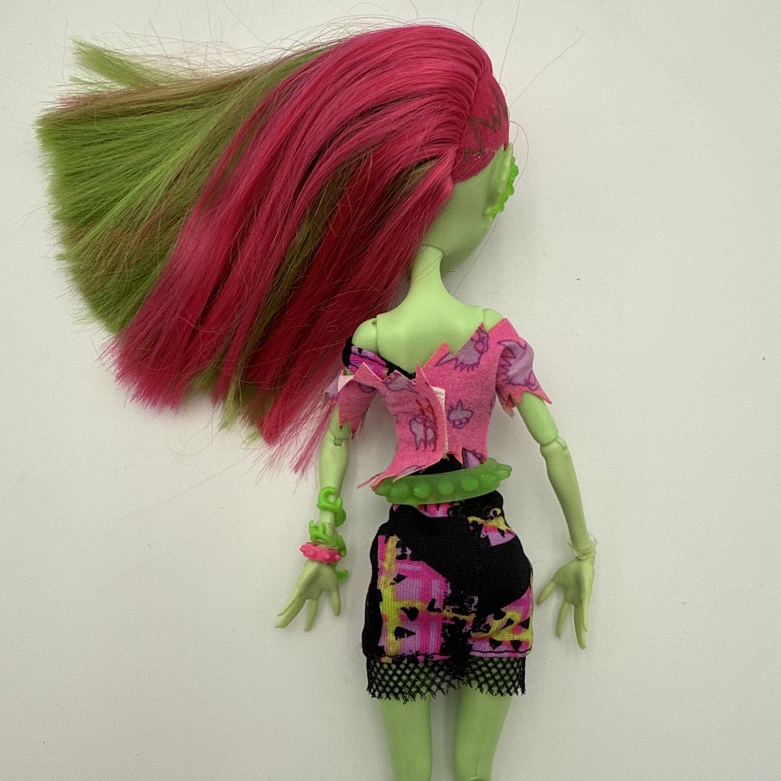 Monster High Clawdeen Wolf Venus McFlytrap Dolls Music Festival Mattel