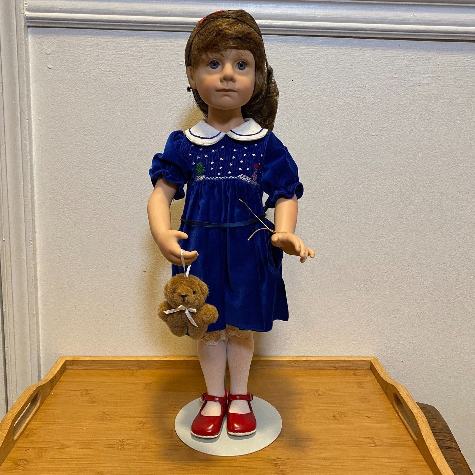 Good Kruger Doll Love Me for Christmas #1479 21″ Vinyl Blue Dress Teddy Bear
