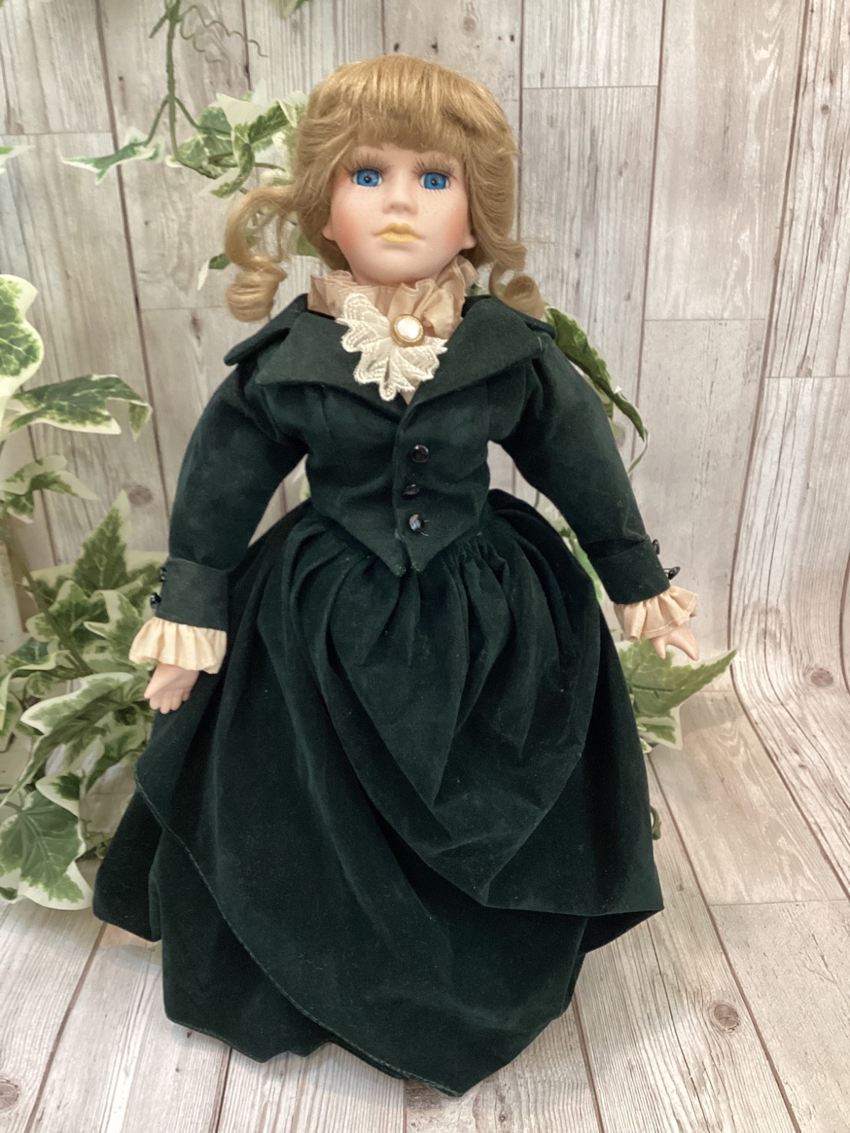 Haunted Porcelain Doll negative spirit Experienced Keeper Required