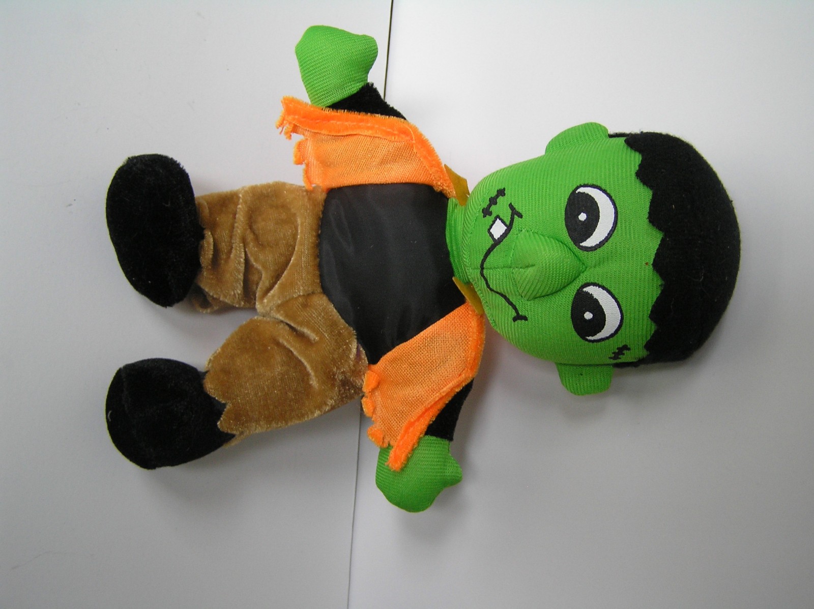 HALLOWEEN DOLLS SEVERAL TO PICK FROM SOFT STUFFED