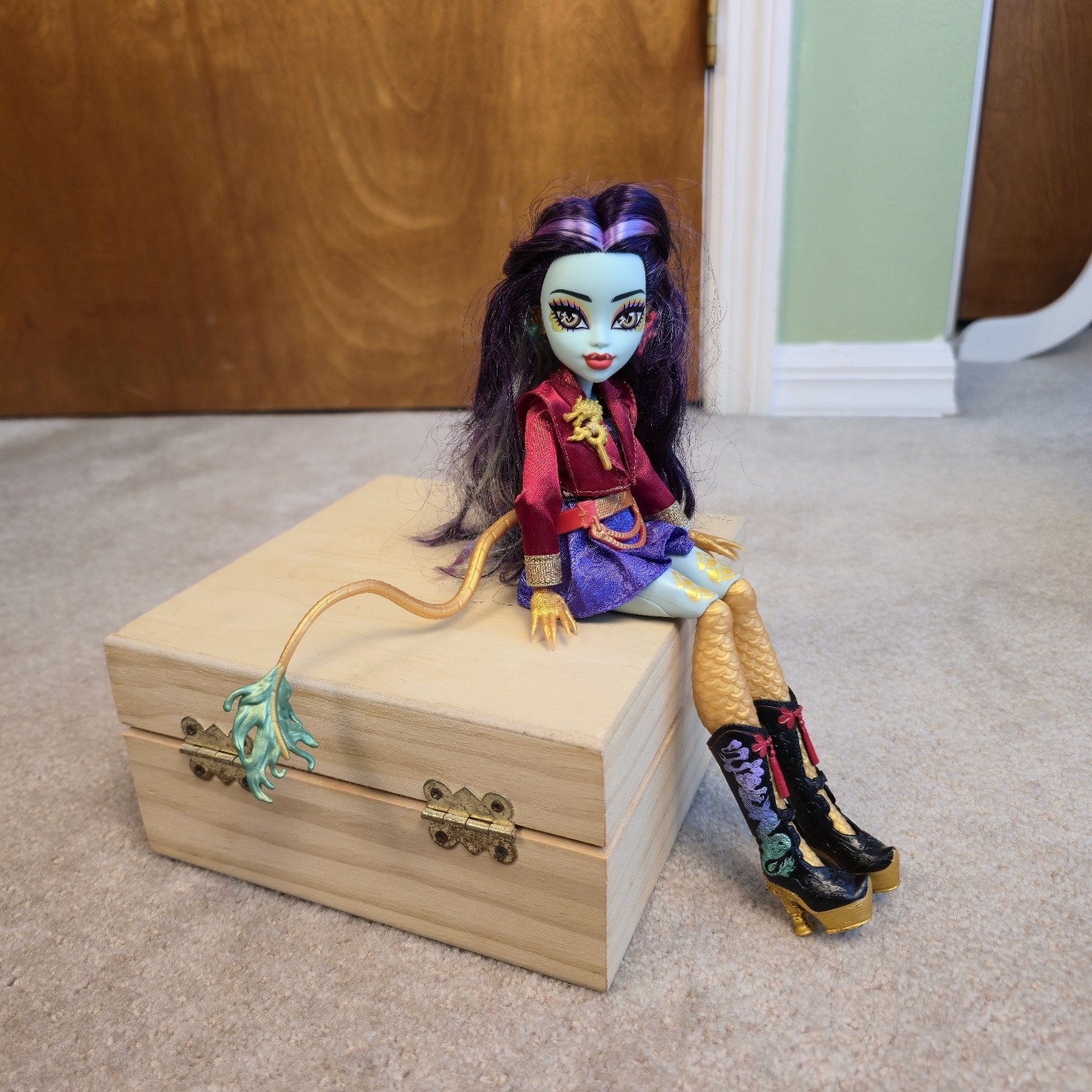 Monster High Jinafire Long G3 Fashion Doll 80th Anniversary Edition