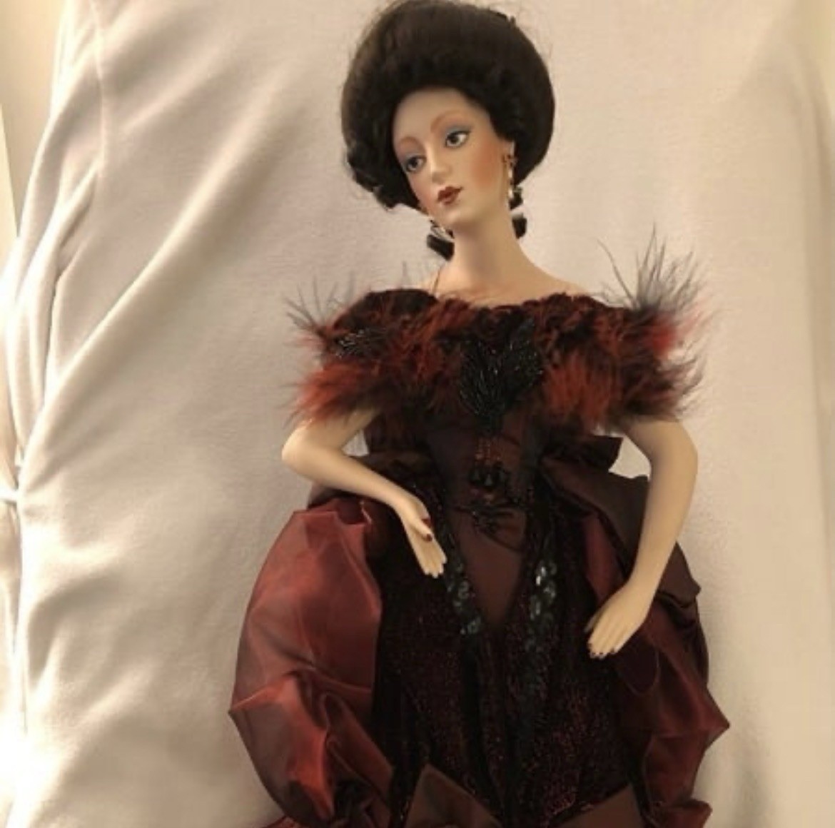 VINTAGE FRANKLIN MINT GIBSON GIRL LADY LUCK IN MONTE CARLO 22″ Porcelain Doll