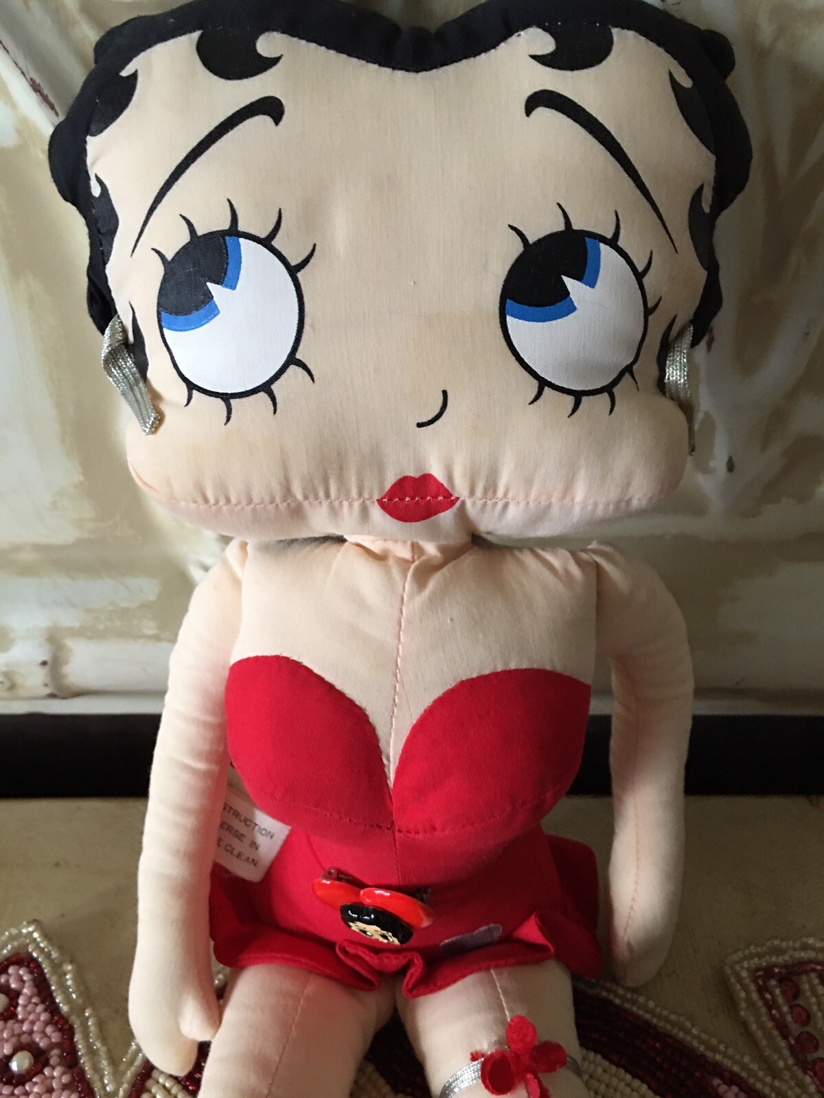 Vtg 1983 King Feature Syndicate Determined Productions 18″ Betty Boop Doll & Pin