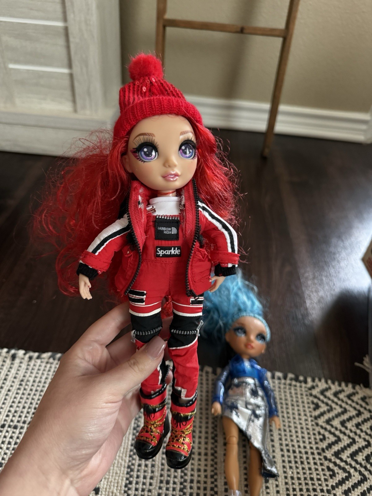 Rainbow High Winter Break Ruby Anderson & Skylar Bradshaw Blue Outfit Doll Lot