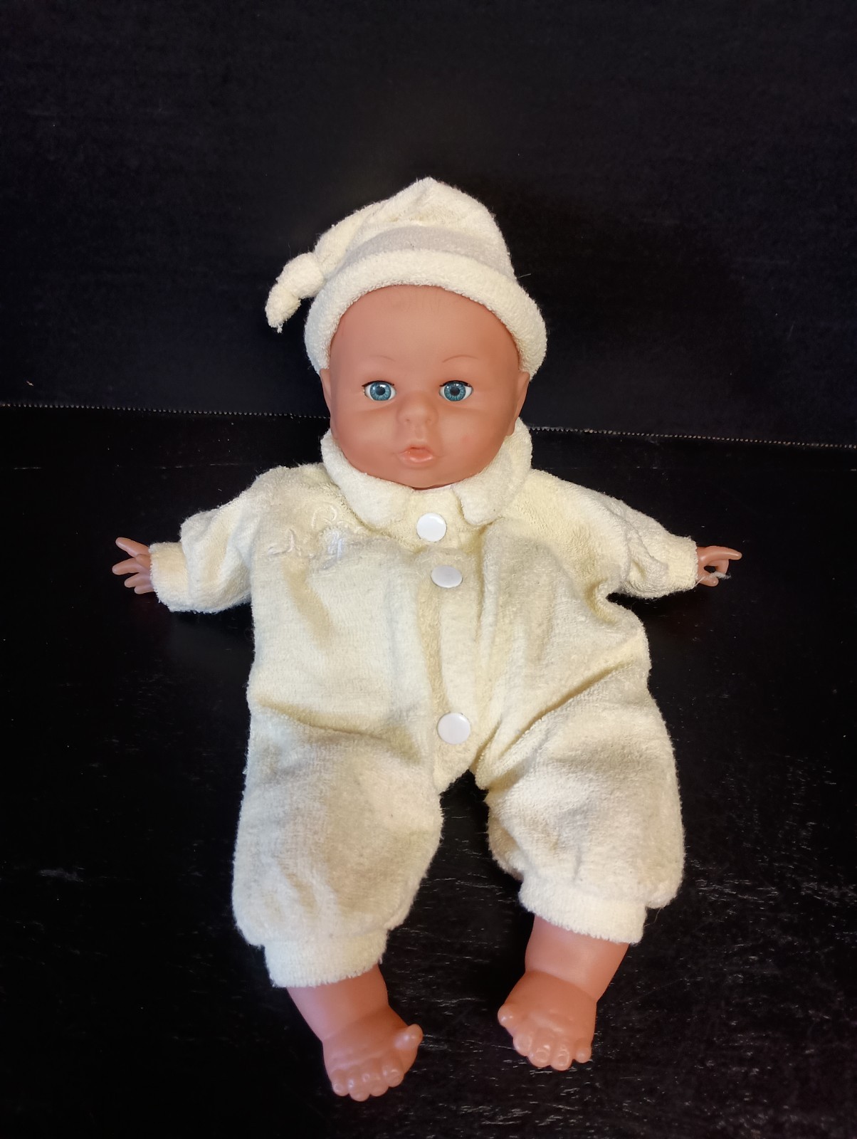 Vintage Lissi GMBH Beanbag Baby Doll 10″ W/ Yellow Sleeper Open/Close Eyes
