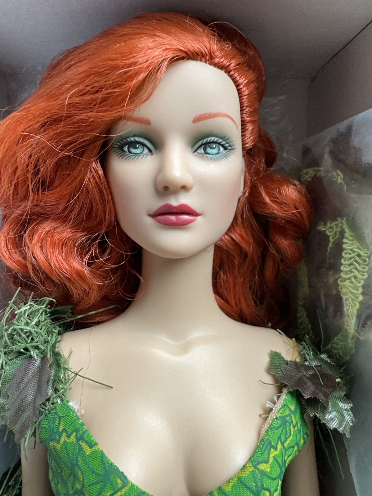 Tonner TYLER WENTWORTH 2007 DC STARS COLLECTION POISON IVY 16” Fashion Doll +Box