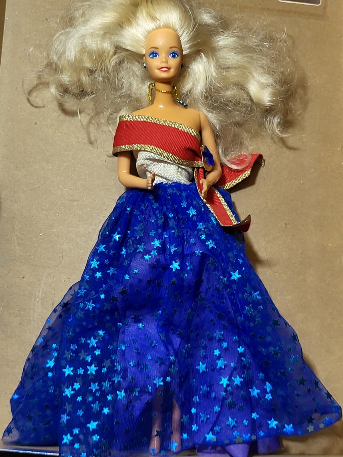 Barbie UNICEF Doll 1989 Blonde Special Edition #1920 C193