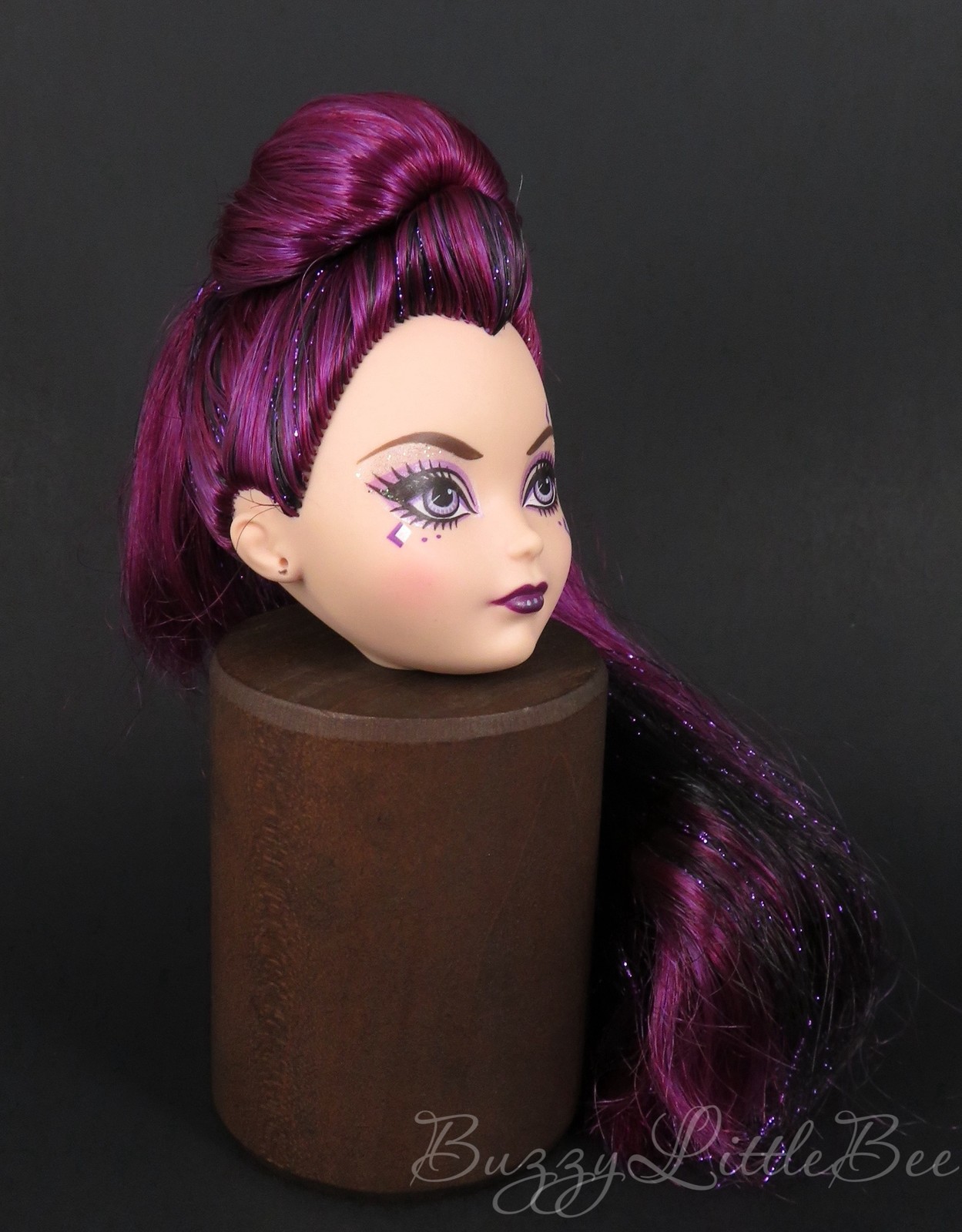 Raven Queen Thronecoming Head Only #1 Ever After High Doll