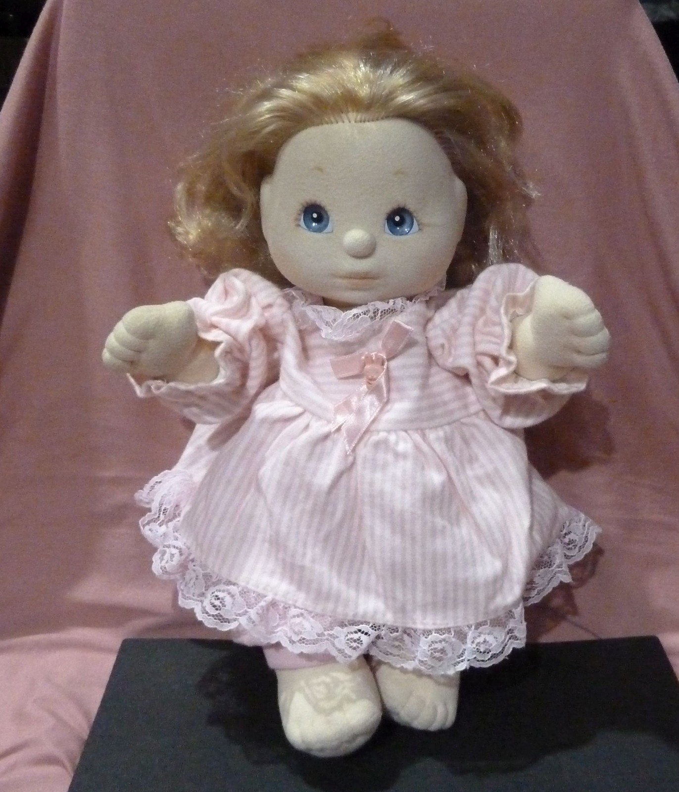 MY CHILD DOLL BLUE EYES , LIGHT BLONDE HAIR, VINTAGE ,GOOD CONDITION