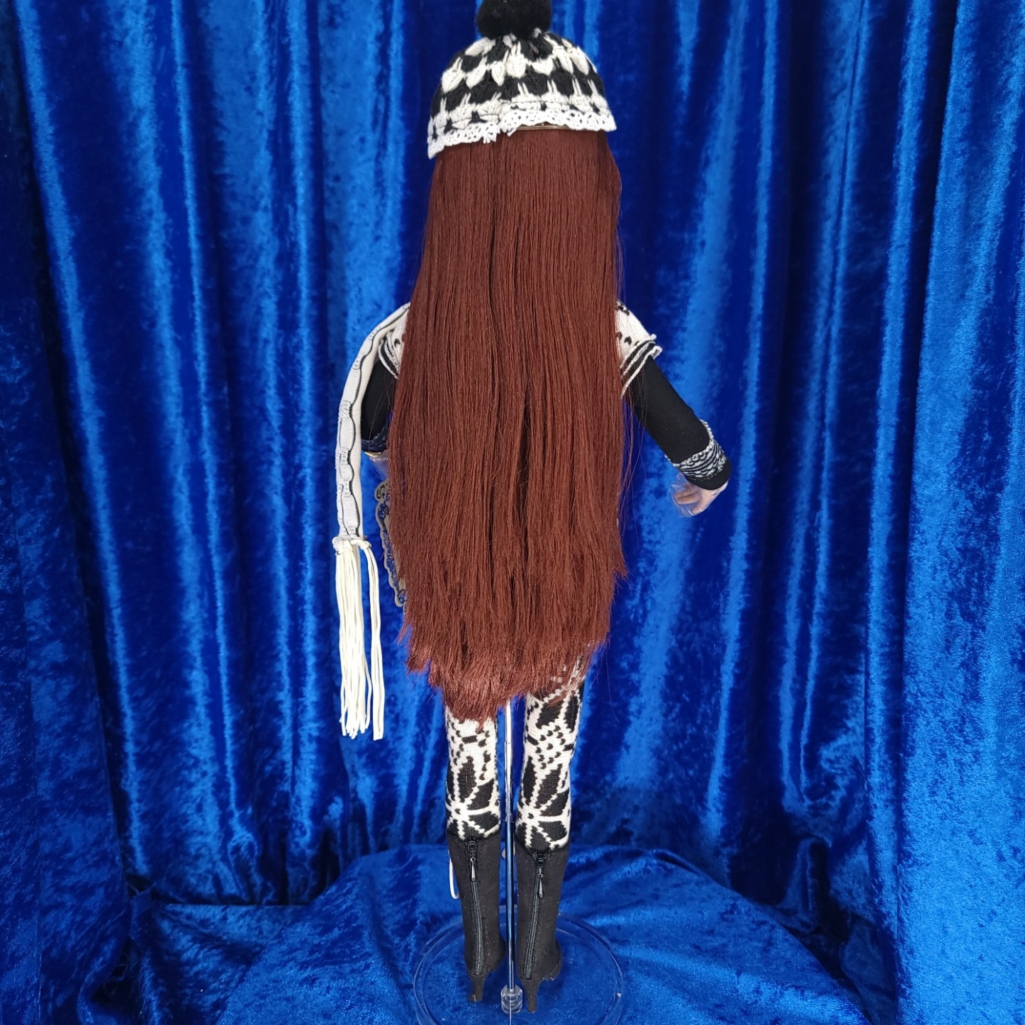 Robert Tonner Ellowyne Wilde Positively Negative 2011 LE 1000 16″ Doll 011172
