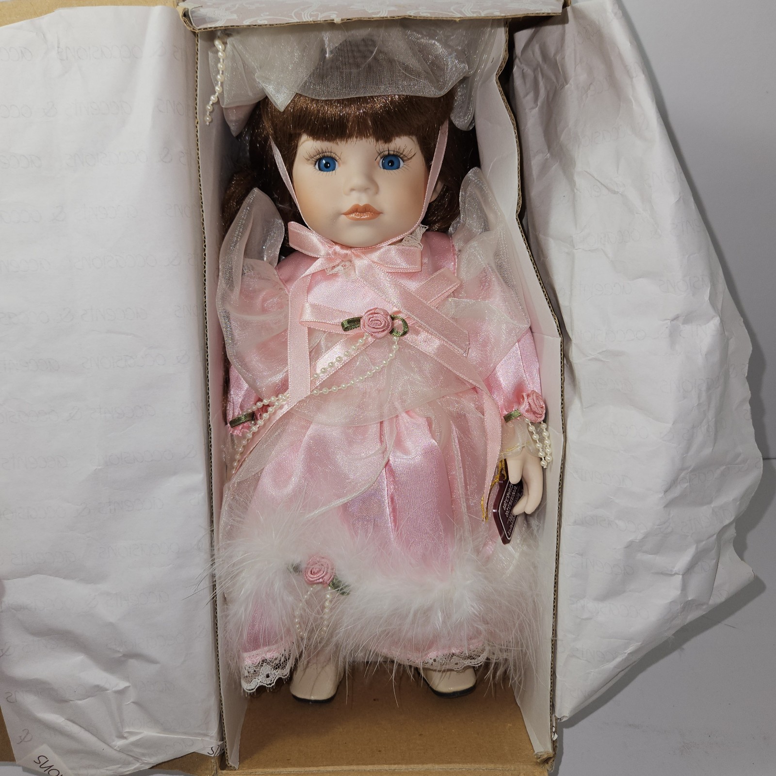 1999 Accents & Occasions Porcelain Collectible Doll “Stacey” 01201 New Open Box.