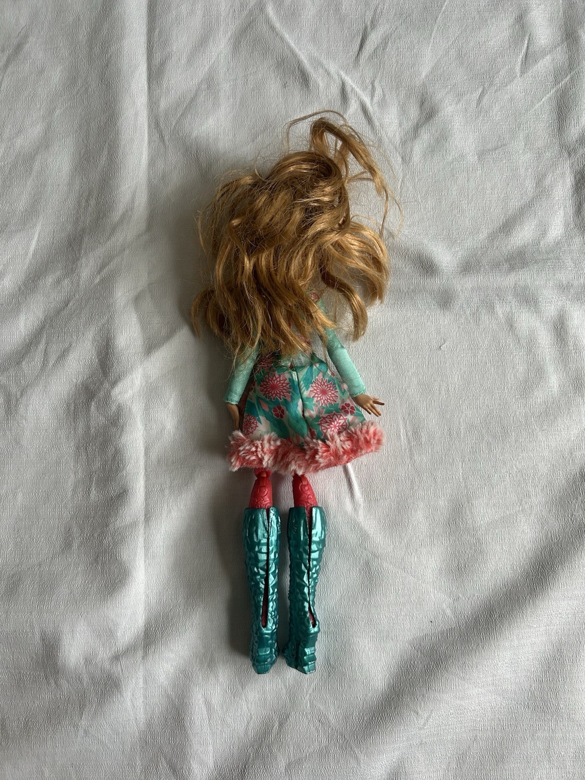 Mattel Ever After High 2016 Epic Winter Ashlynn Ella 11” Doll