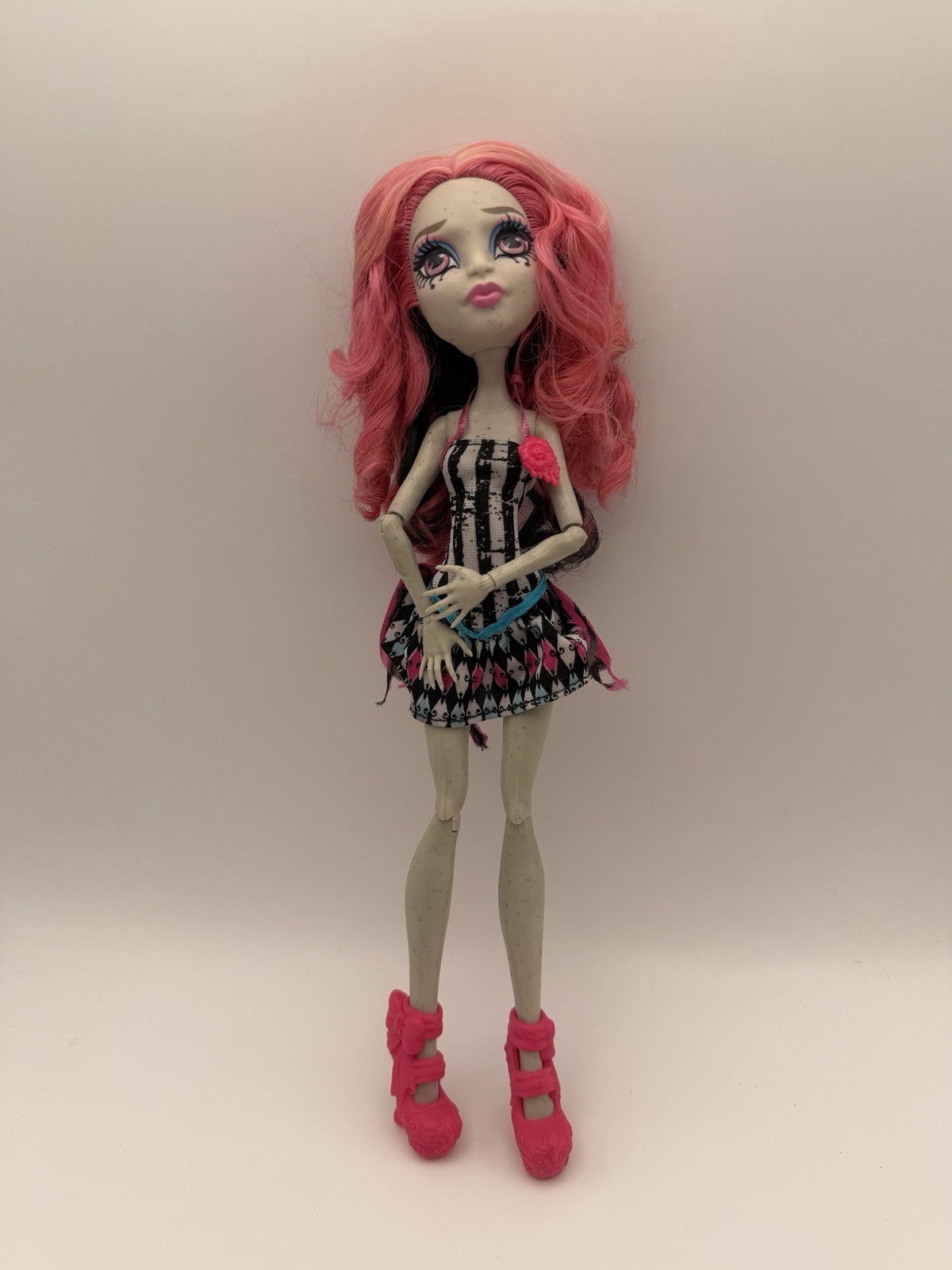 Mattel Monster High Rochelle Goyle Freak Du Chic Fashion Doll