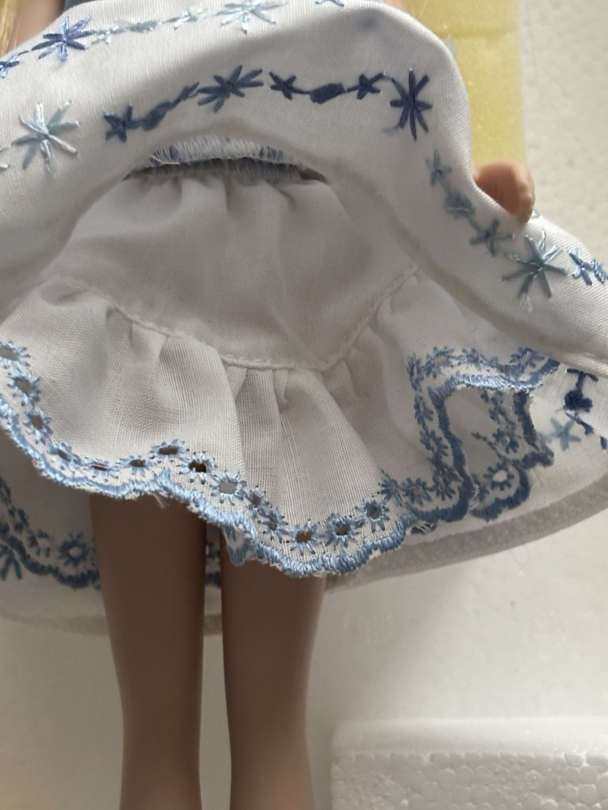 1993 Limited Edition 30th Anniversary From 1964 Porcelain Skipper Mattel Barbie