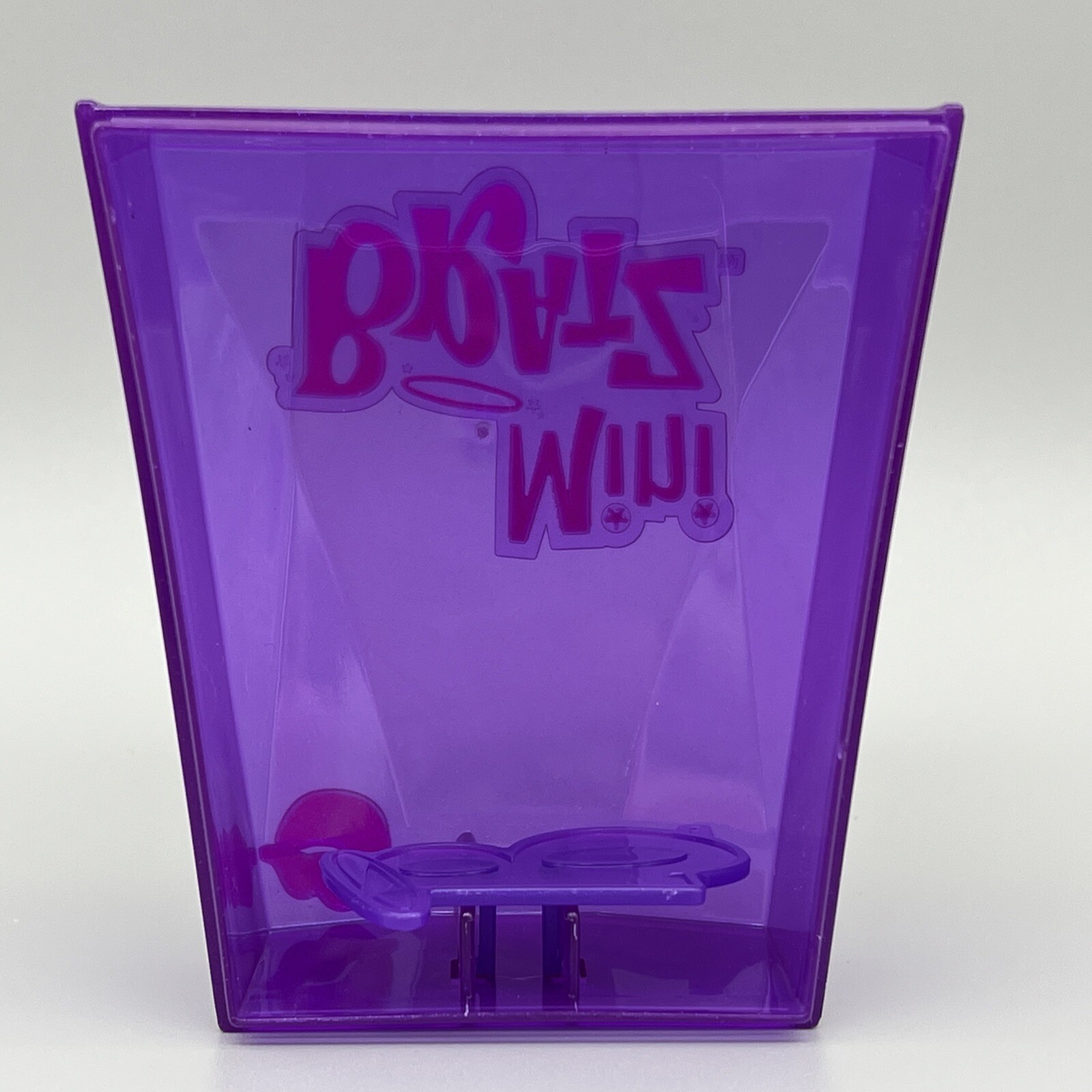 Mini Bratz Flashback Minis Flaunt It JADE OPENED Doll and Half Shell Stand Read
