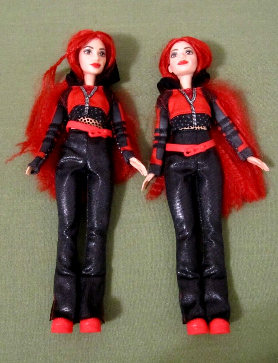 Two Mattel Disney Descendants: The Rise of Red Singing Red Dolls