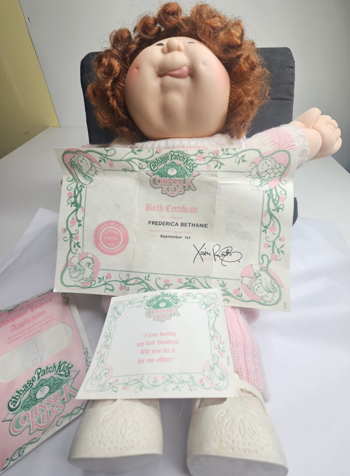 VTG 1986 Cabbage Patch Kids Red cornsilk Braided knitted outfit tongue out