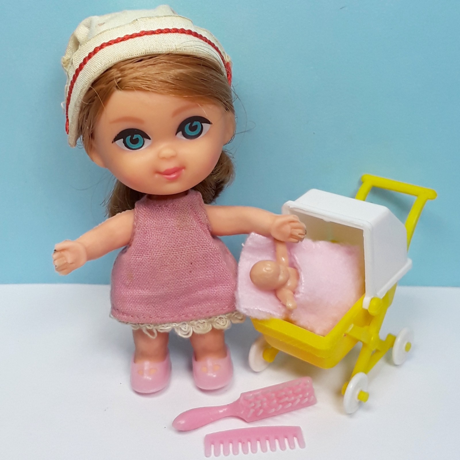 Vtg. Mattel Liddle Kiddles FLORENCE NIDDLE Doll, Outfit, Hat, Shoes, Buggy, Baby
