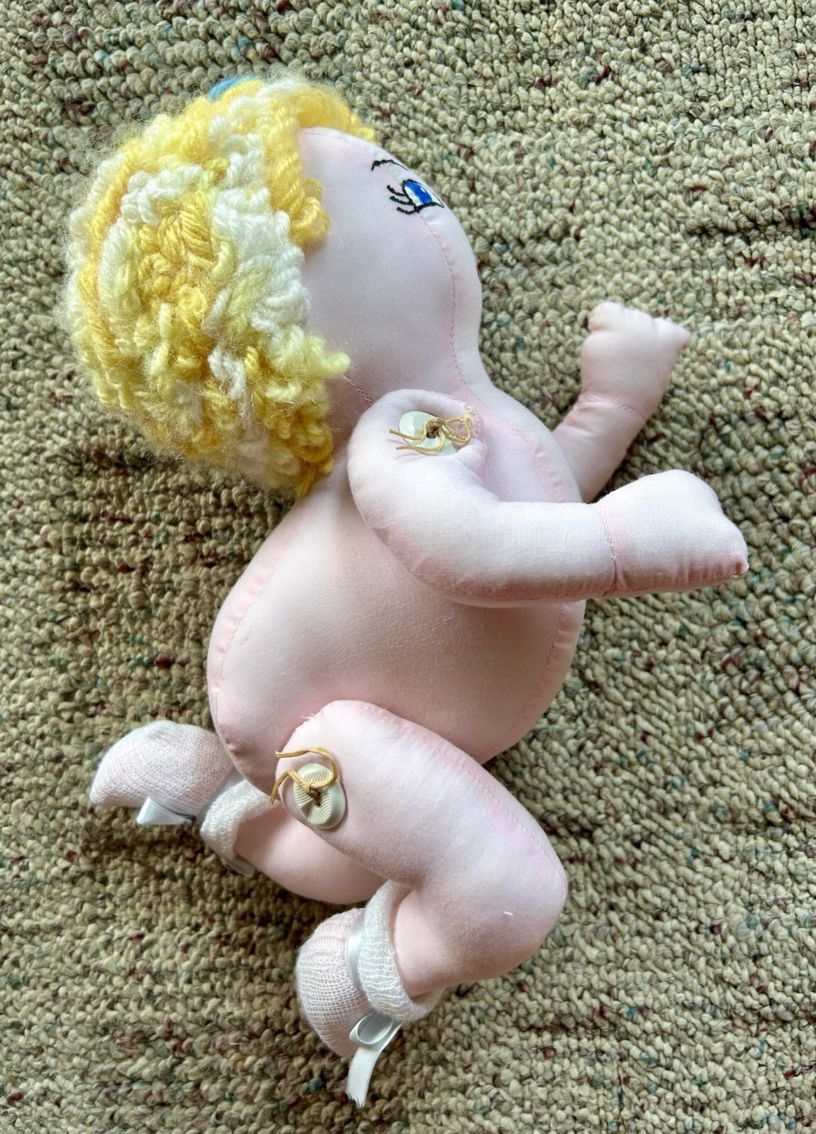 Soft Crawling Baby Doll Embroidered Face Blonde Yarn Hair Blue Eyes 7”H 11”L