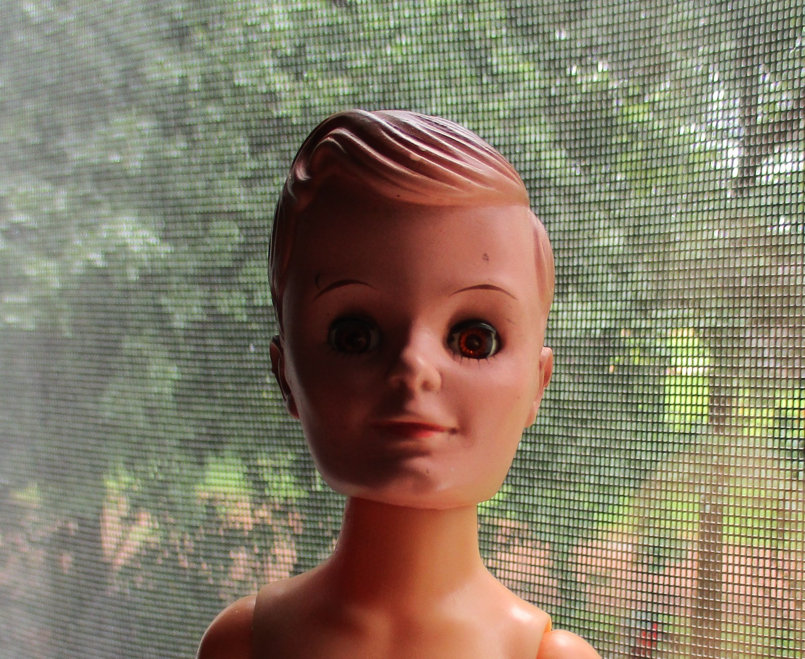 Vintage Uneeda Bob Doll with brown shoes