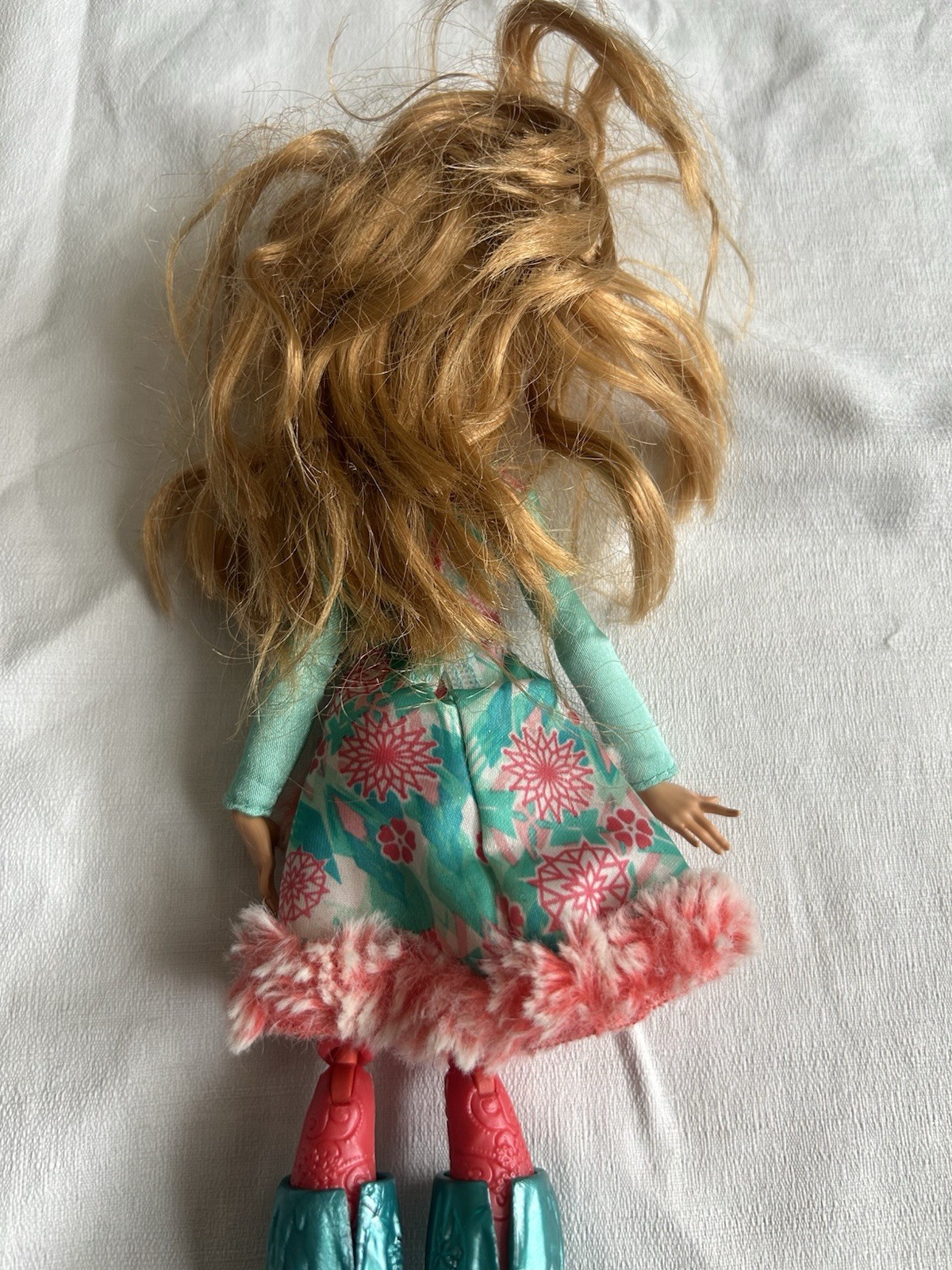 Mattel Ever After High 2016 Epic Winter Ashlynn Ella 11” Doll