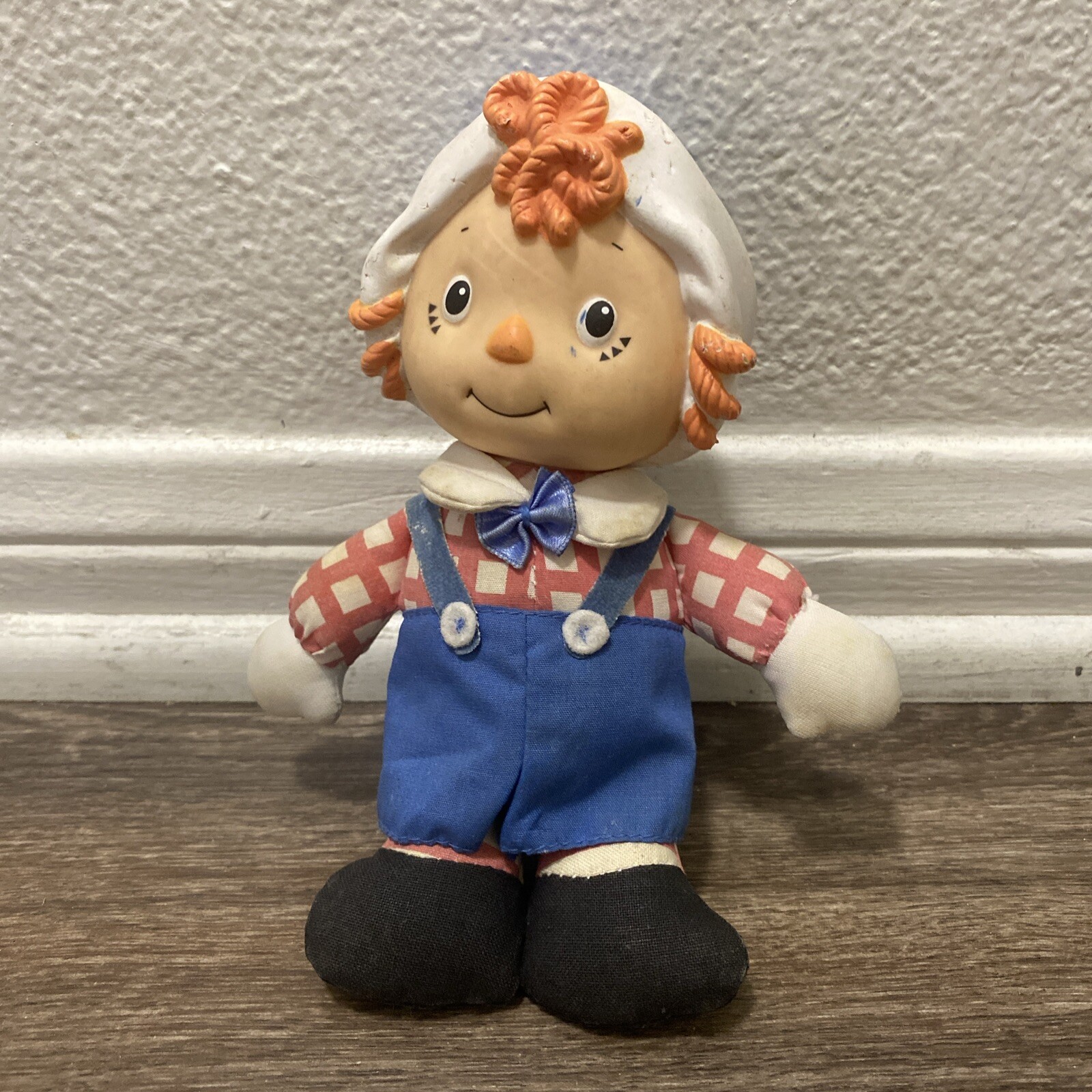 Vintage Raggedy Andy Rubber & Cloth Doll 6 1/2″ – Collectible (FREE SHIPPING)