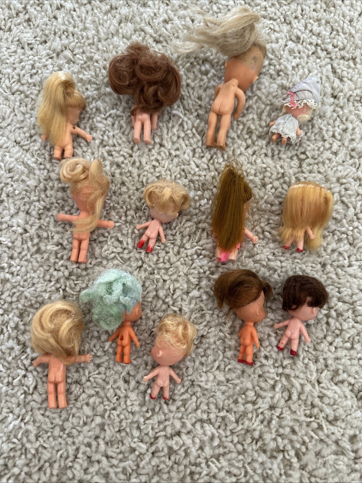 Liddle Kiddle Pink Carry Case With Beat A Diddle And Others. Goldilocks
