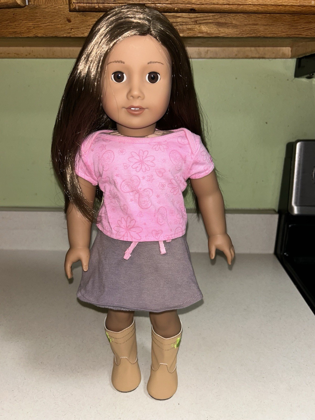 American Girl Truly Me Doll 29- Brown Hair, Brown Eyes Tan Skin Pierced Ears