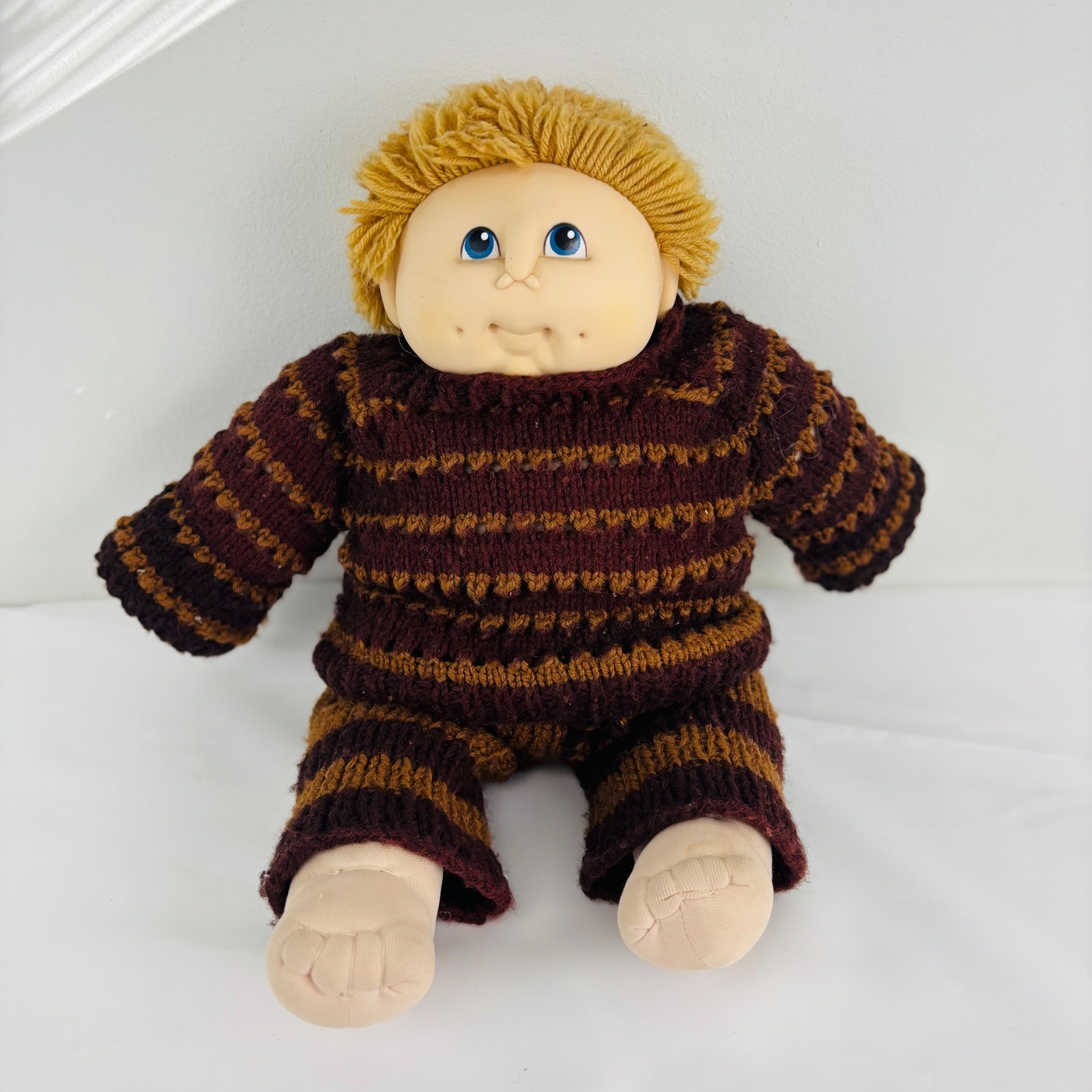 Vintage 1984 Doll Baby Fibre-Craft MN Thomas Blonde Yarn Hair Knit Outfit 18in