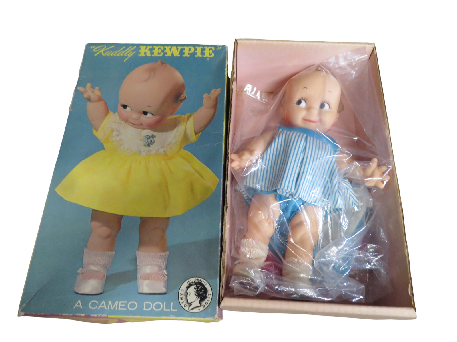 VINTAGE DOLL SQUEEKER Kewpie Cameo #6212 w/ Original Box, 2 Outfits