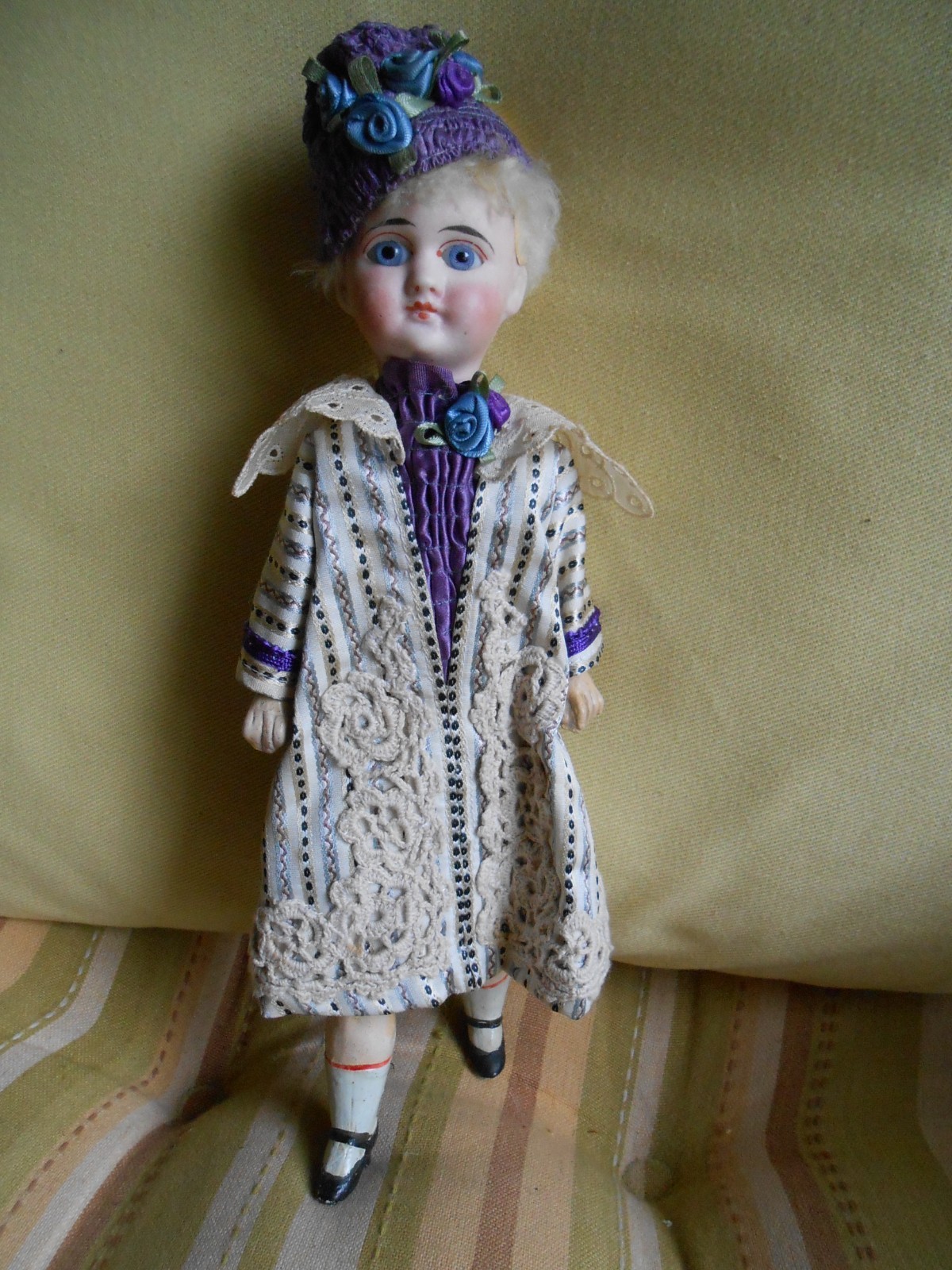 Vintage 5-Way Jointed 10 ” Character Doll in Long Dress Coat and White Wig