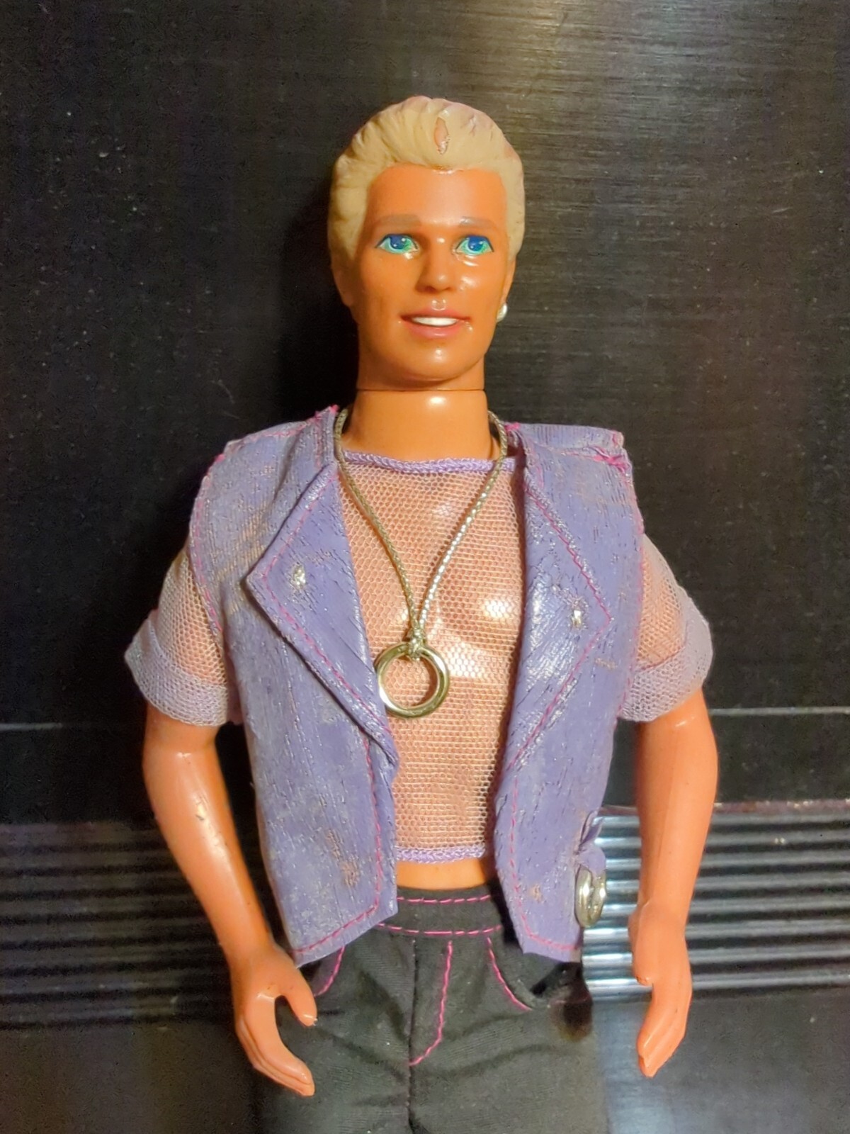 1992 Earring Magic Ken Doll #2290 One Earring Ken – Discontinued