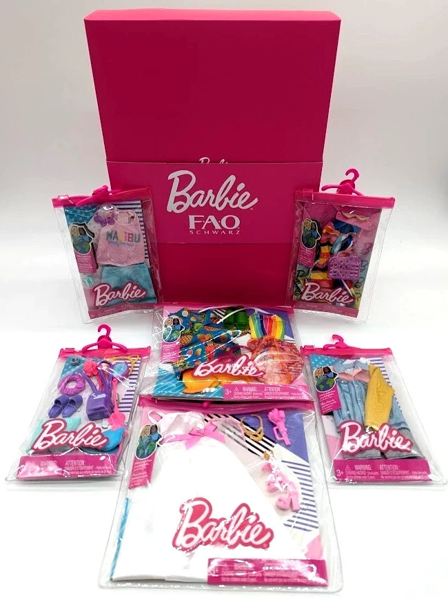 *NEW* Collector Barbie Curvy FAO Schwarz With 6 Outfits Included