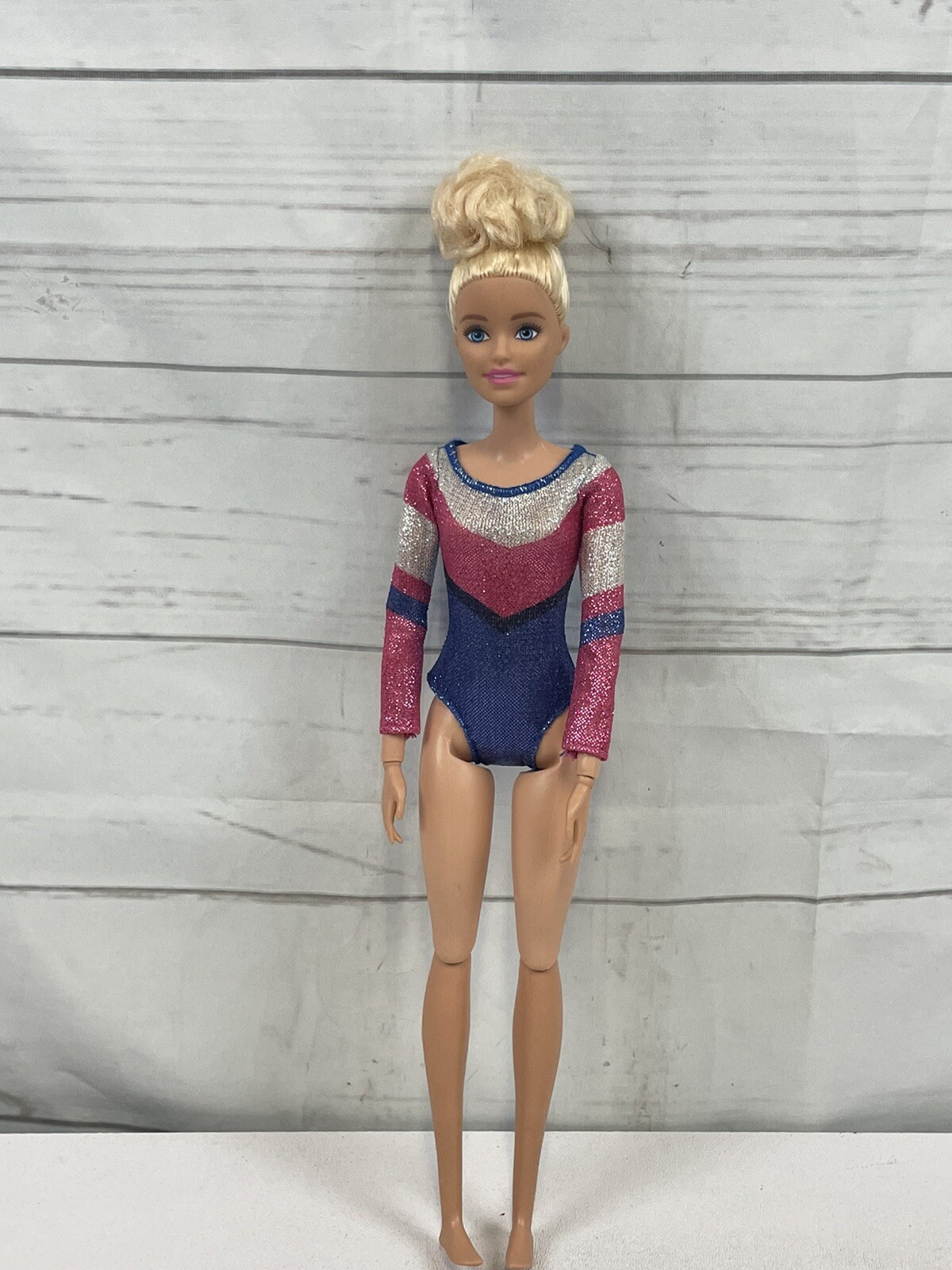 Mattel Barbie Doll YOU CAN BE ANYTHING GYMNAST DOLL Gymnastics Poseable Jointed