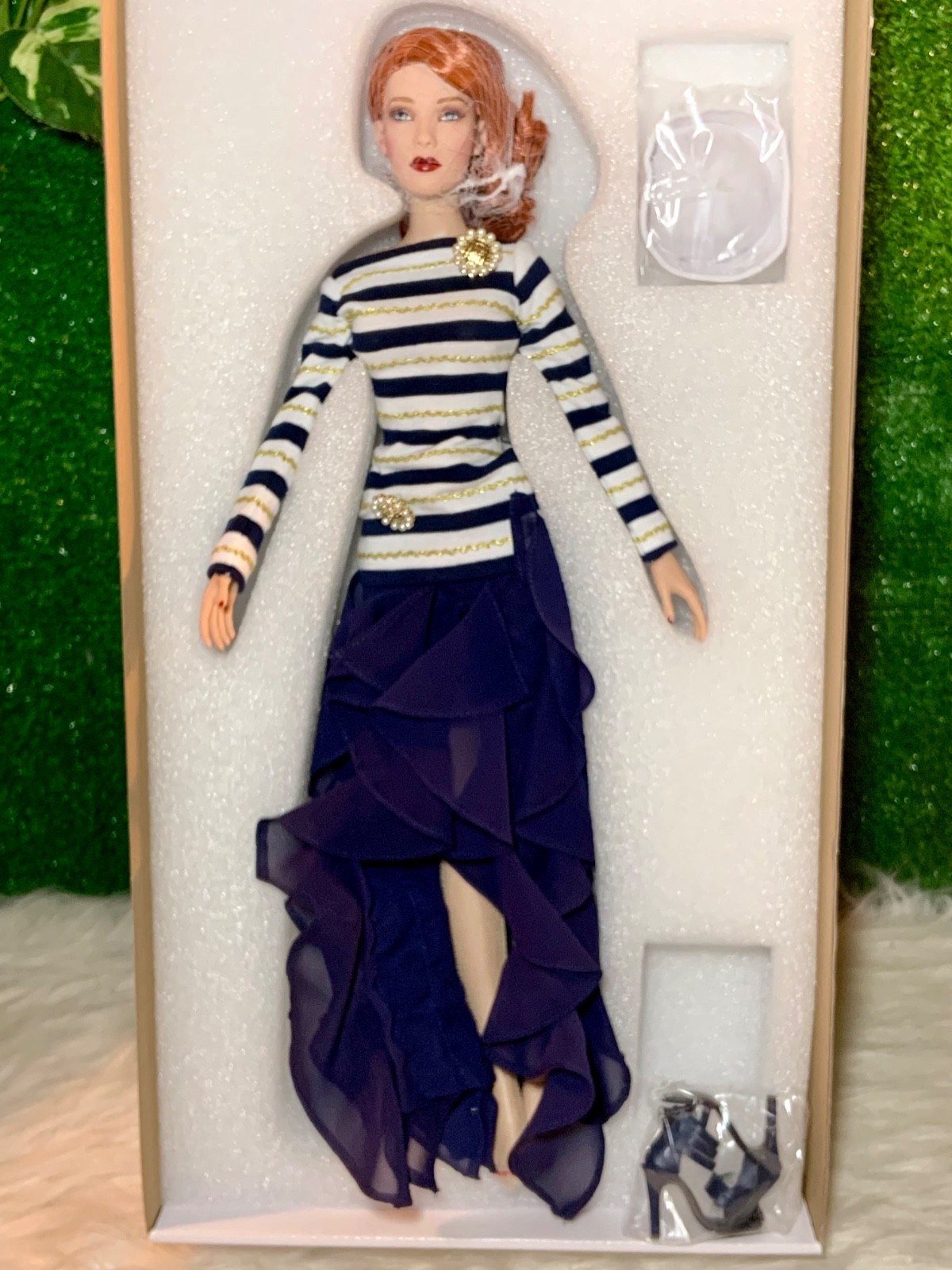 Tonner Captain’s Reception Lacie Churchill 16” Doll New in Box t