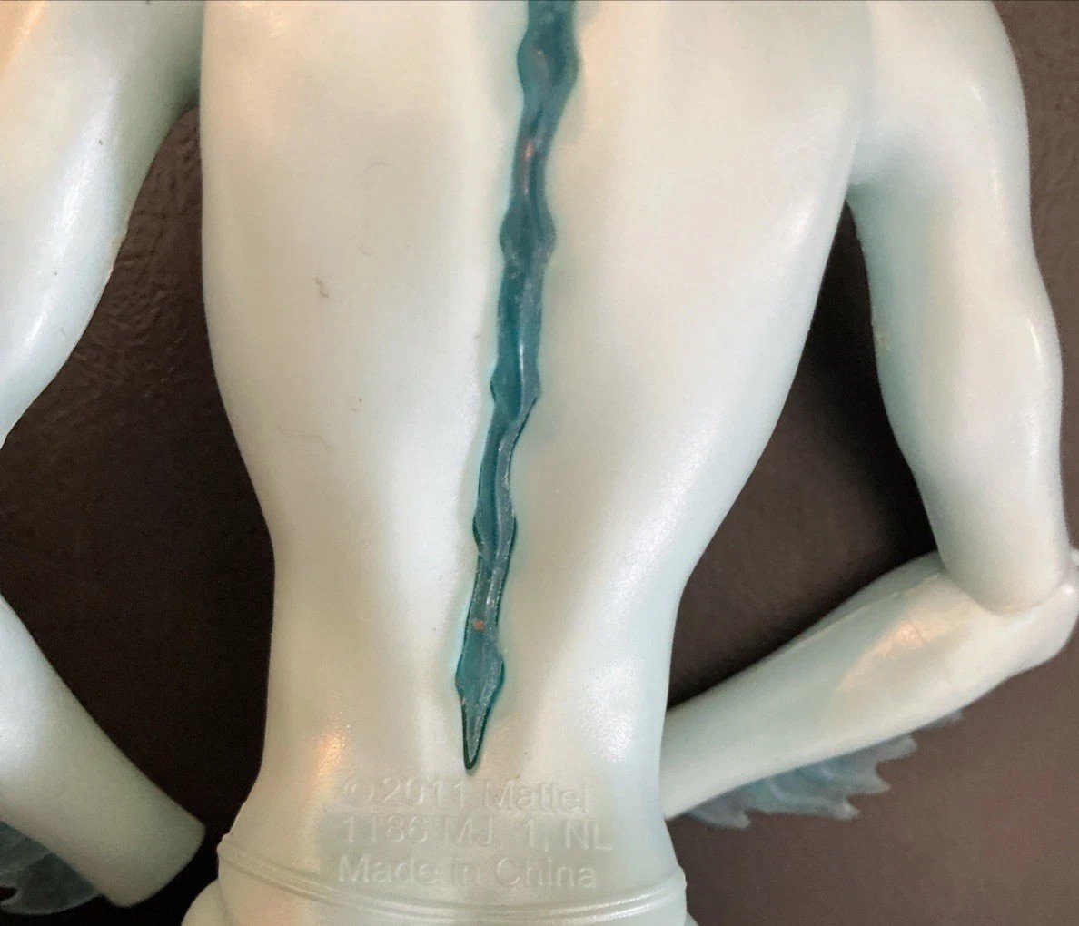 Monster High Gil Gillington Webber Shriek-wrecked Doll w Skates – Missing Hand
