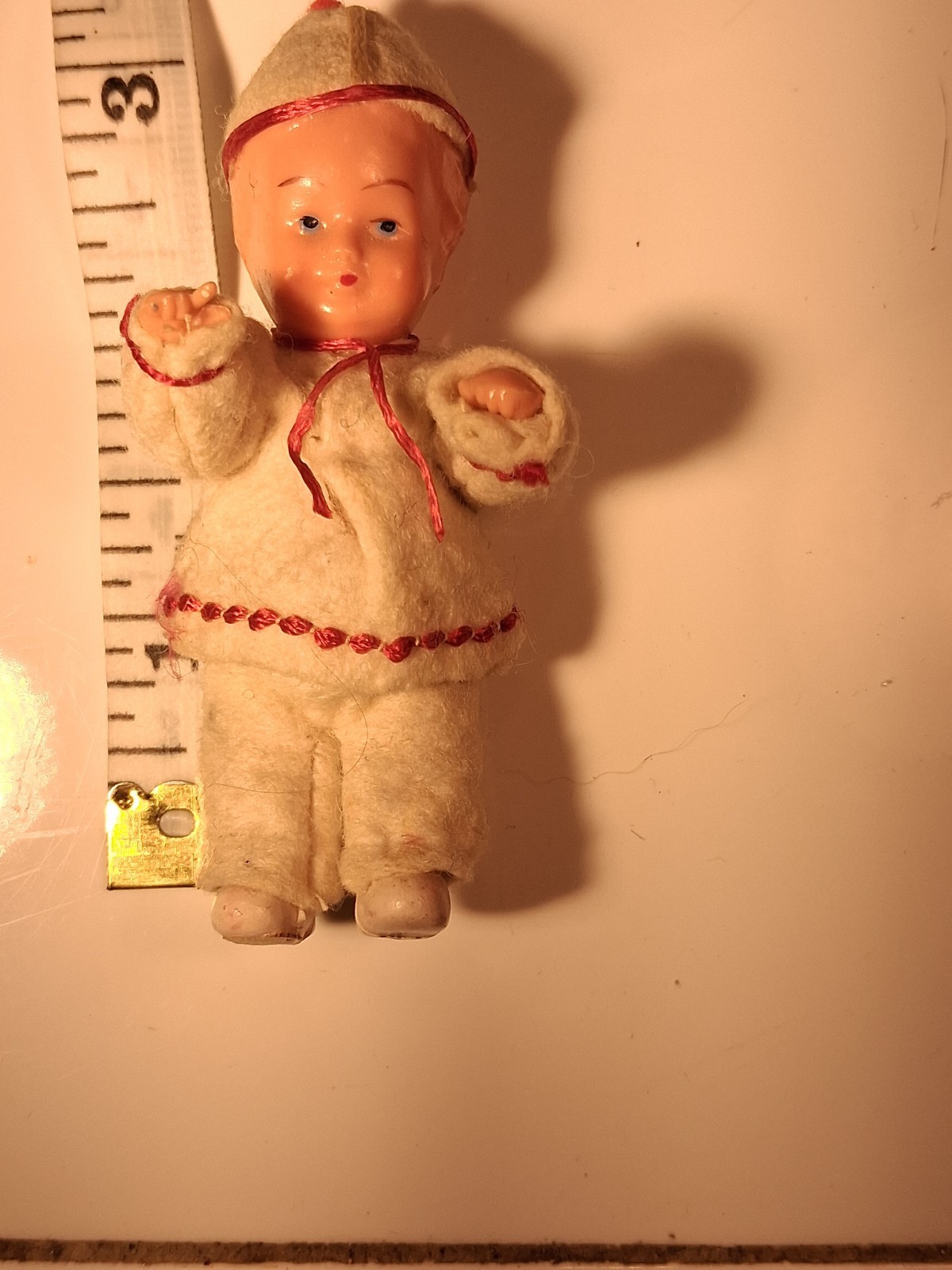 Basket Full Tiny Dolls Vtg Celluloid, Rubber, Porcelain, Hard Plastic 10 Dolls